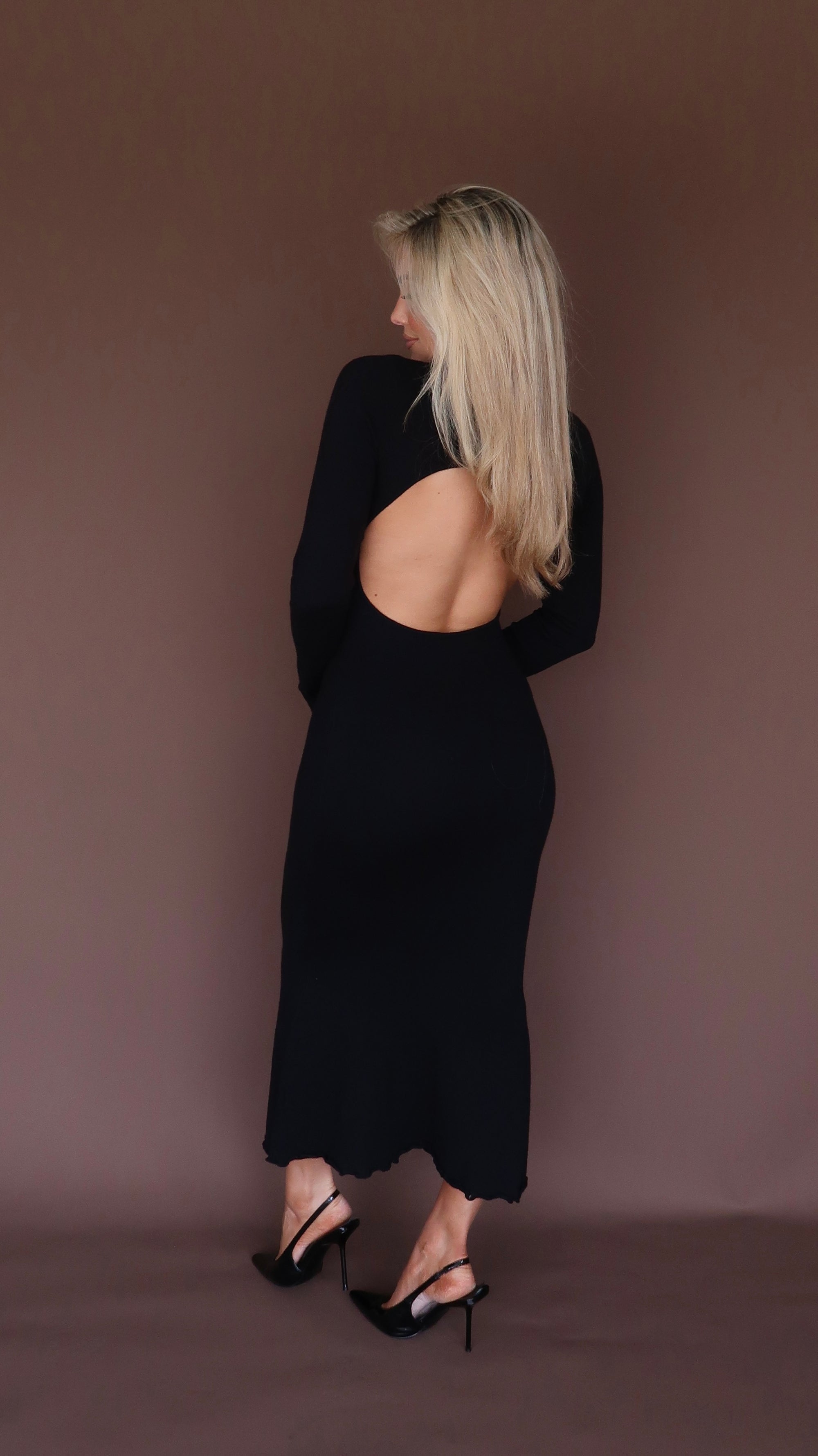 WILLOW CUTOUT MAXI DRESS BLACK