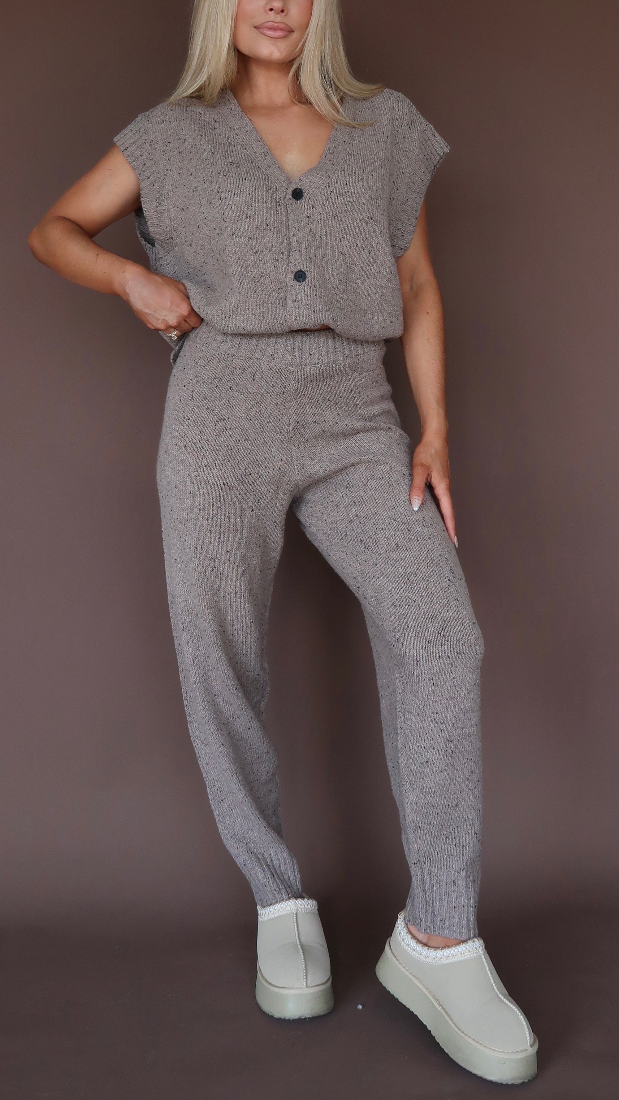 LODGE HIGH WAISTED SWEATER JOGGER PANTS TAUPE
