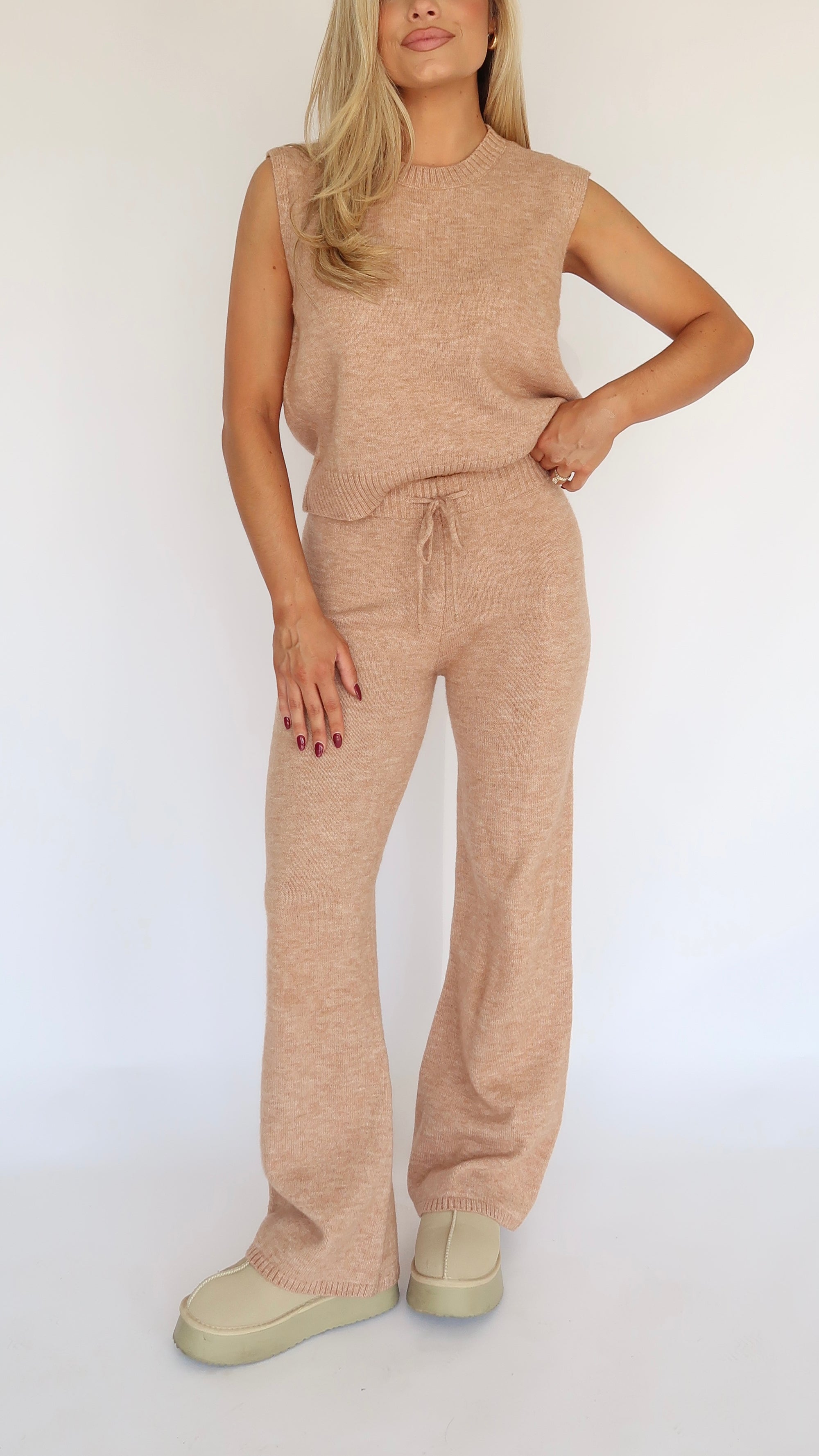 LATTE HIGH WAISTED KNIT SWEATER PANTS
