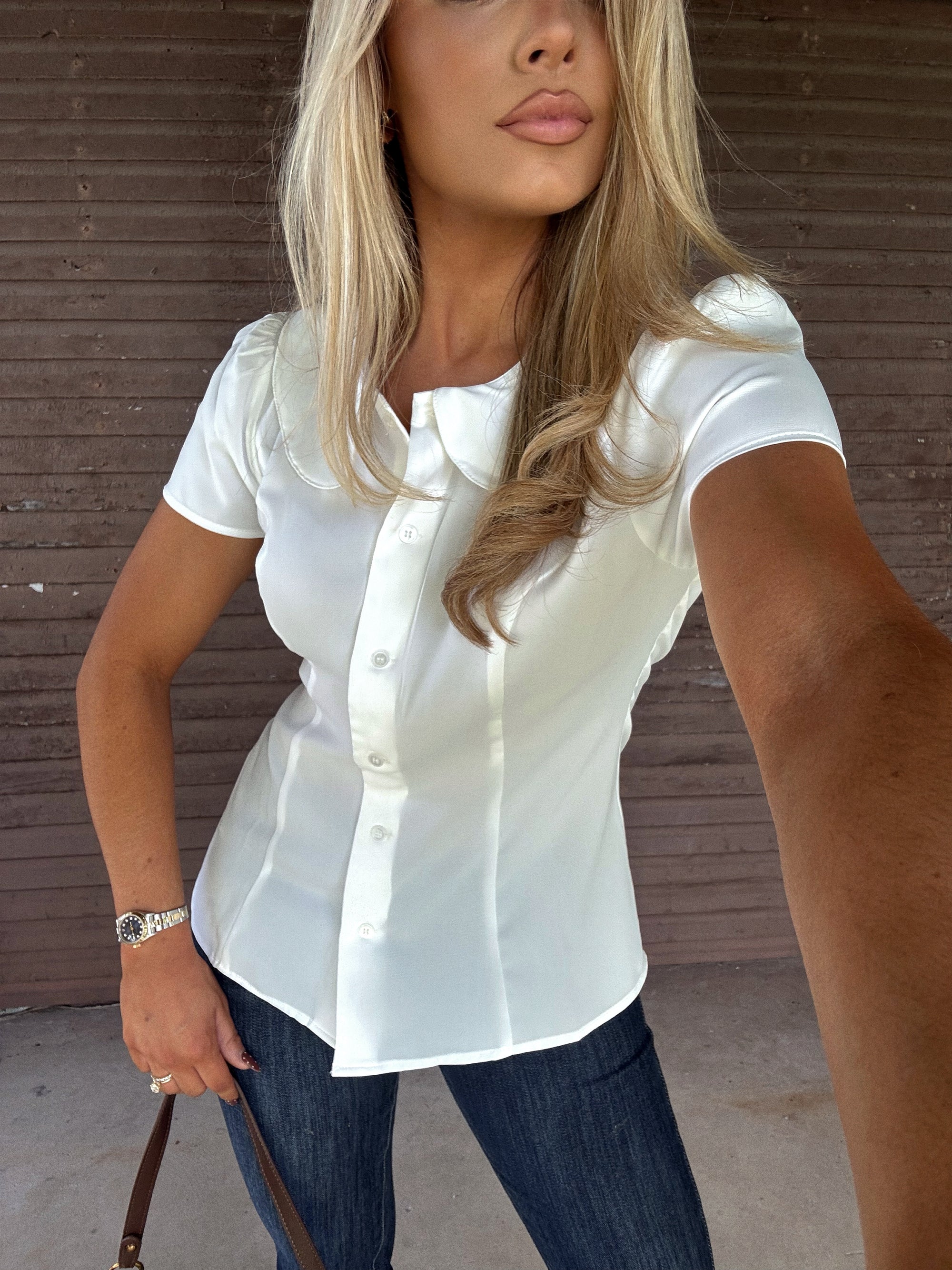 GIVE THANKS WHITE COLLARD BUTTON UP