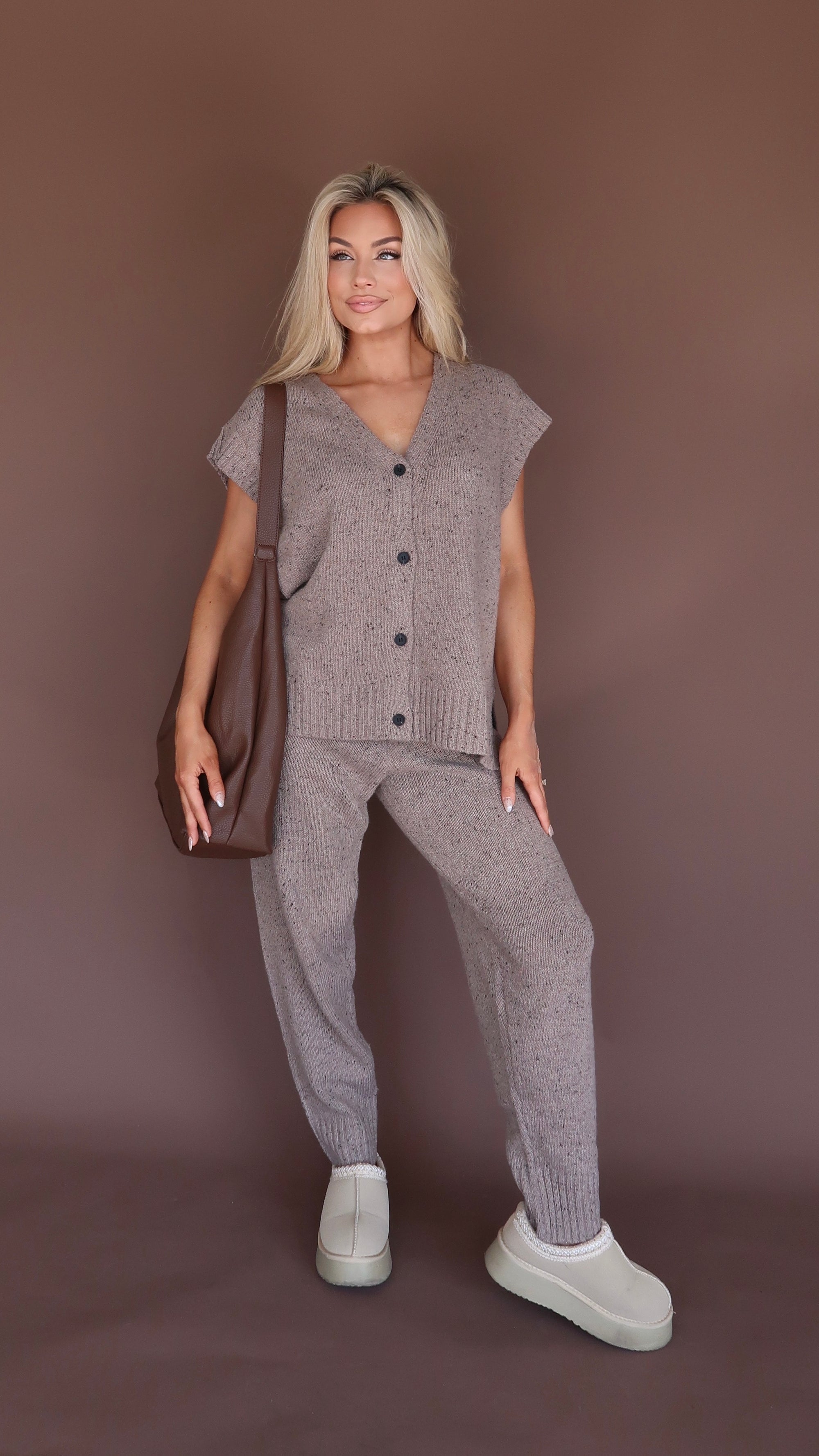 LODGE SWEATER TOP TAUPE