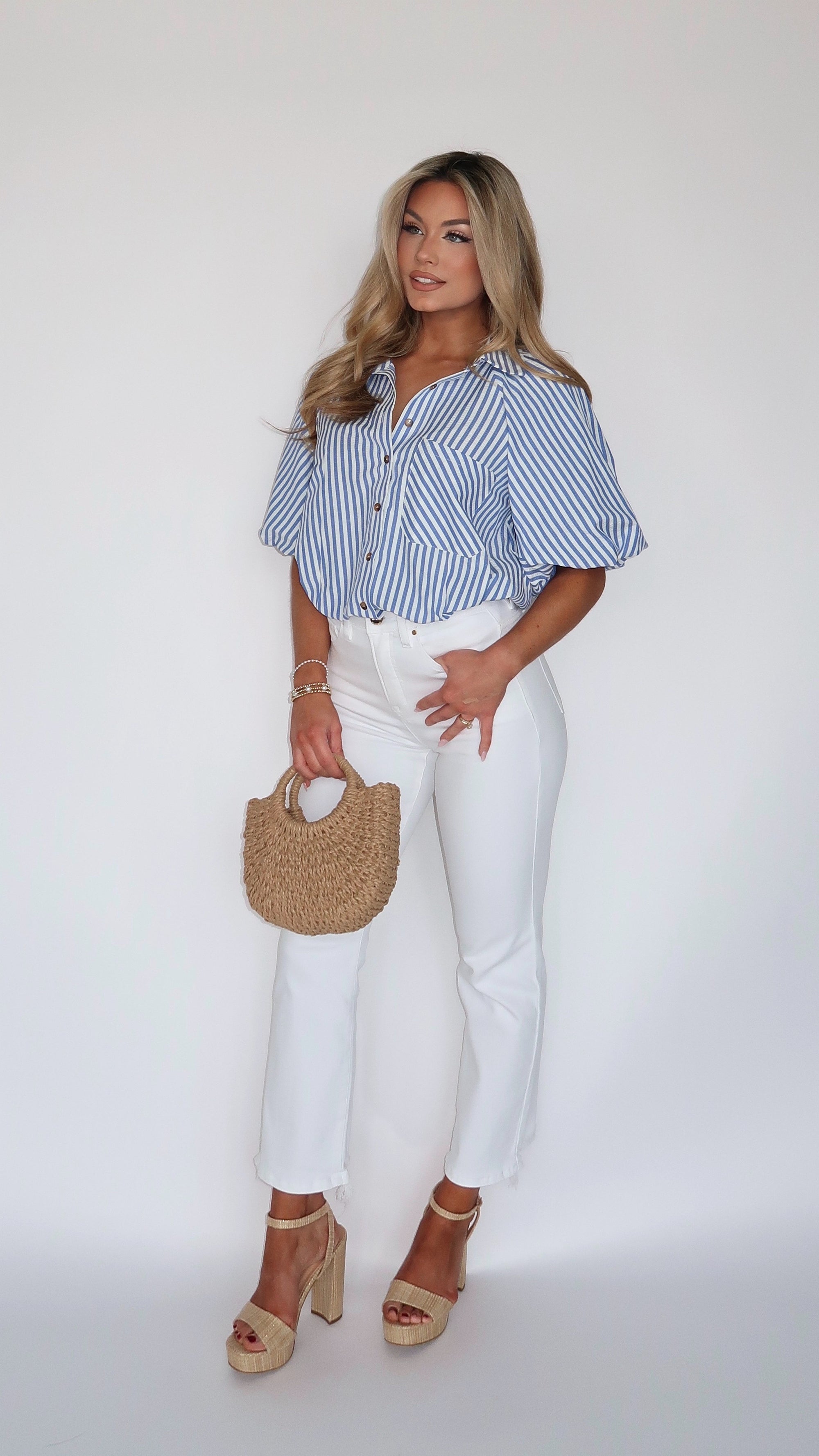 SEABREEZE PINSTRIPE PUFF SLEEVE TOP