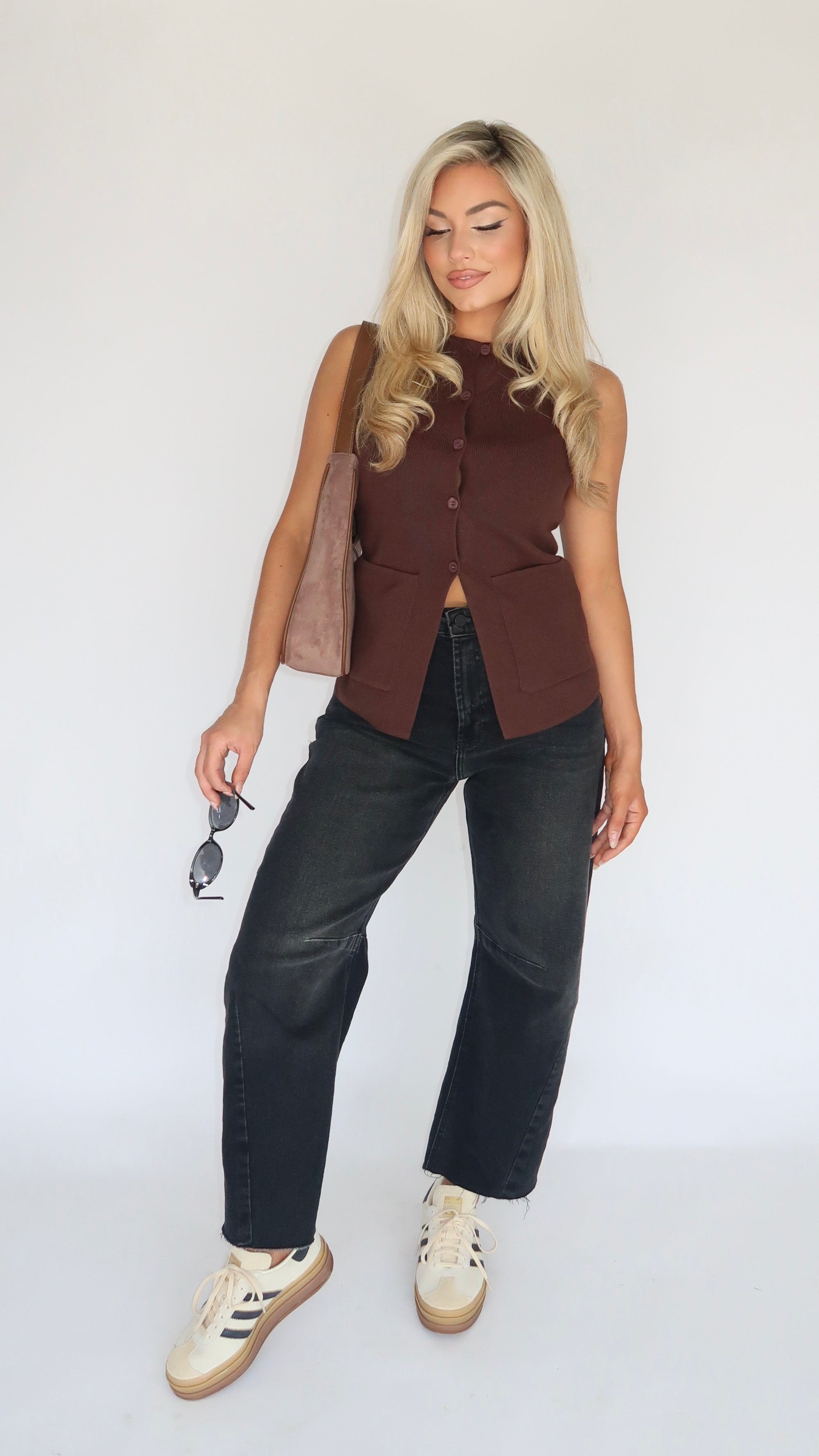 SPICE SPLIT V-HEM SWEATER TOP
