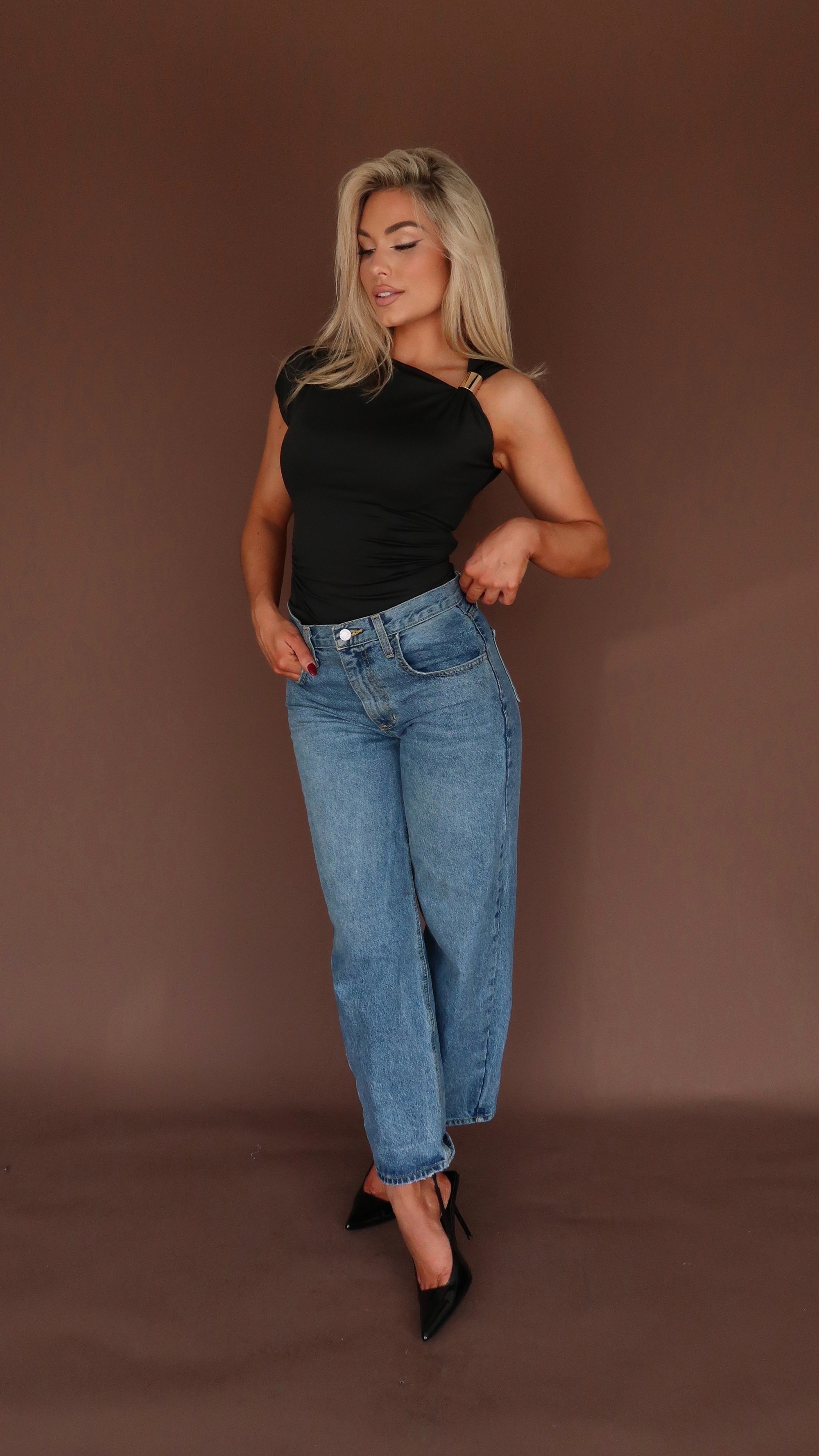 SASHA ASYMMETRICAL TOP