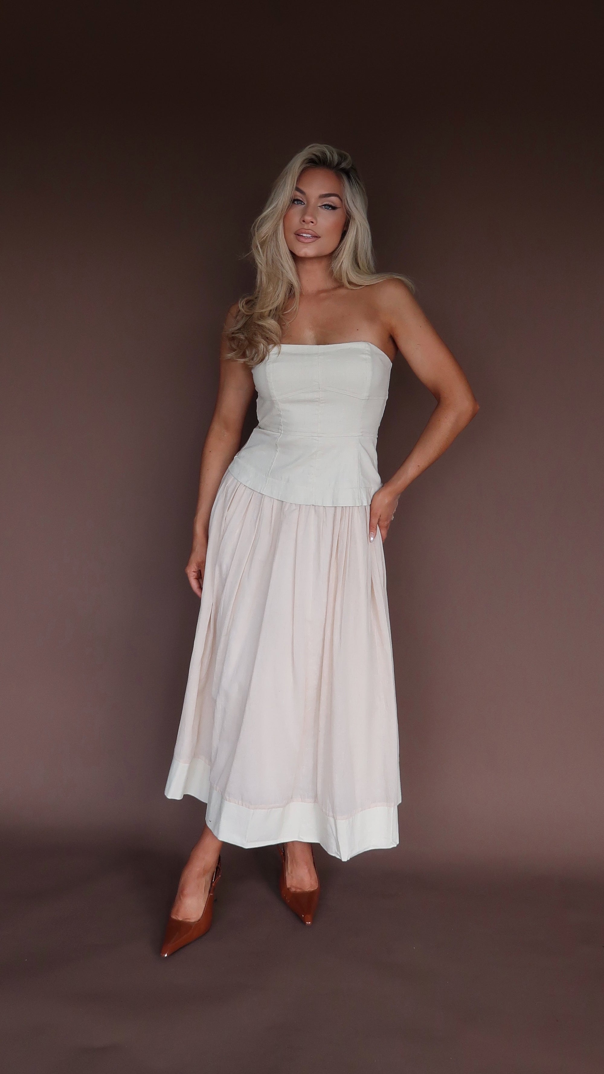 ELARA STRAPLESS MIDI DRESS ECRU