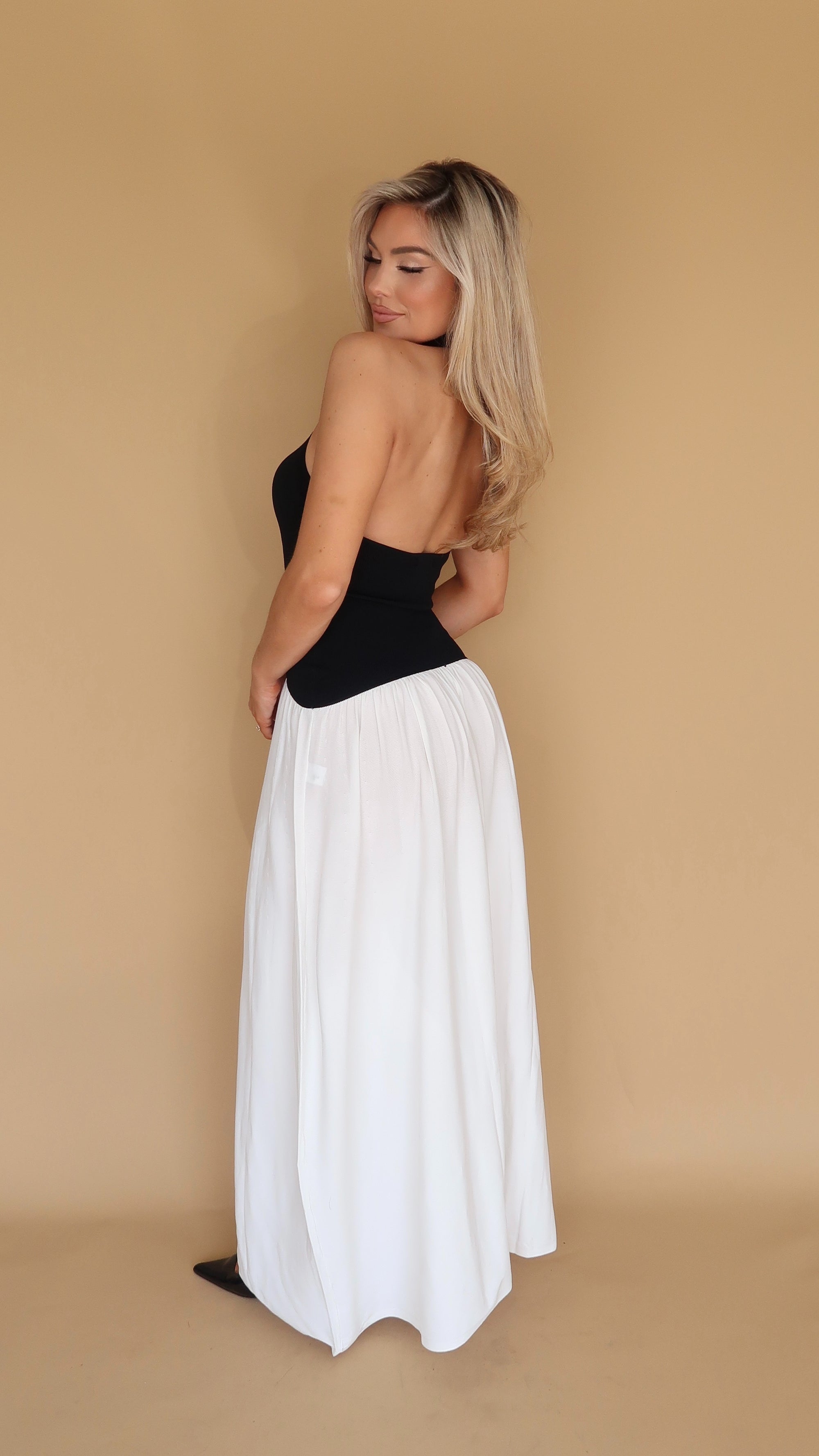 LUNA CONTRAST MAXI DRESS