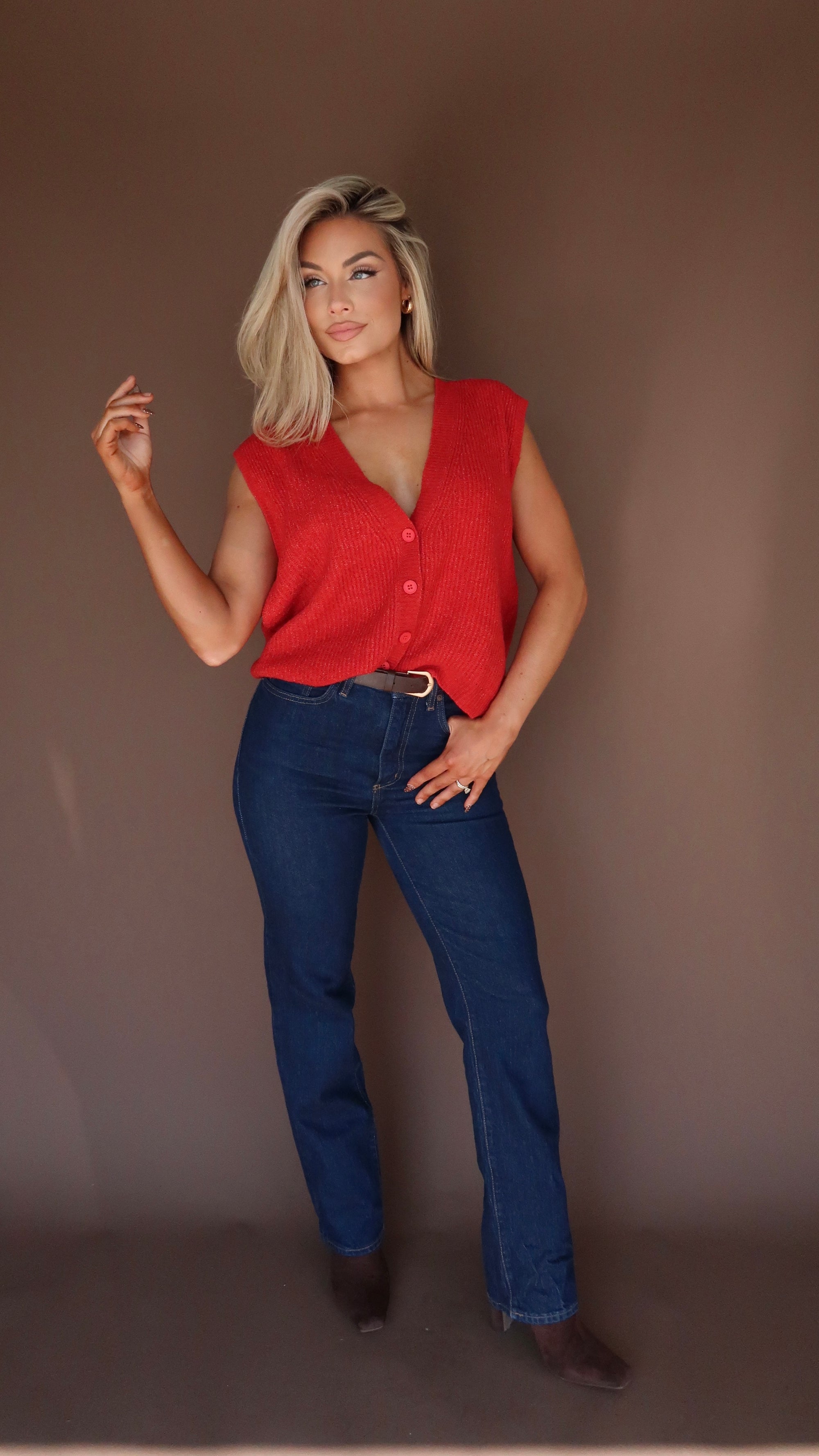 HAZELWOOD OVERSIZED SWEATER VEST RED