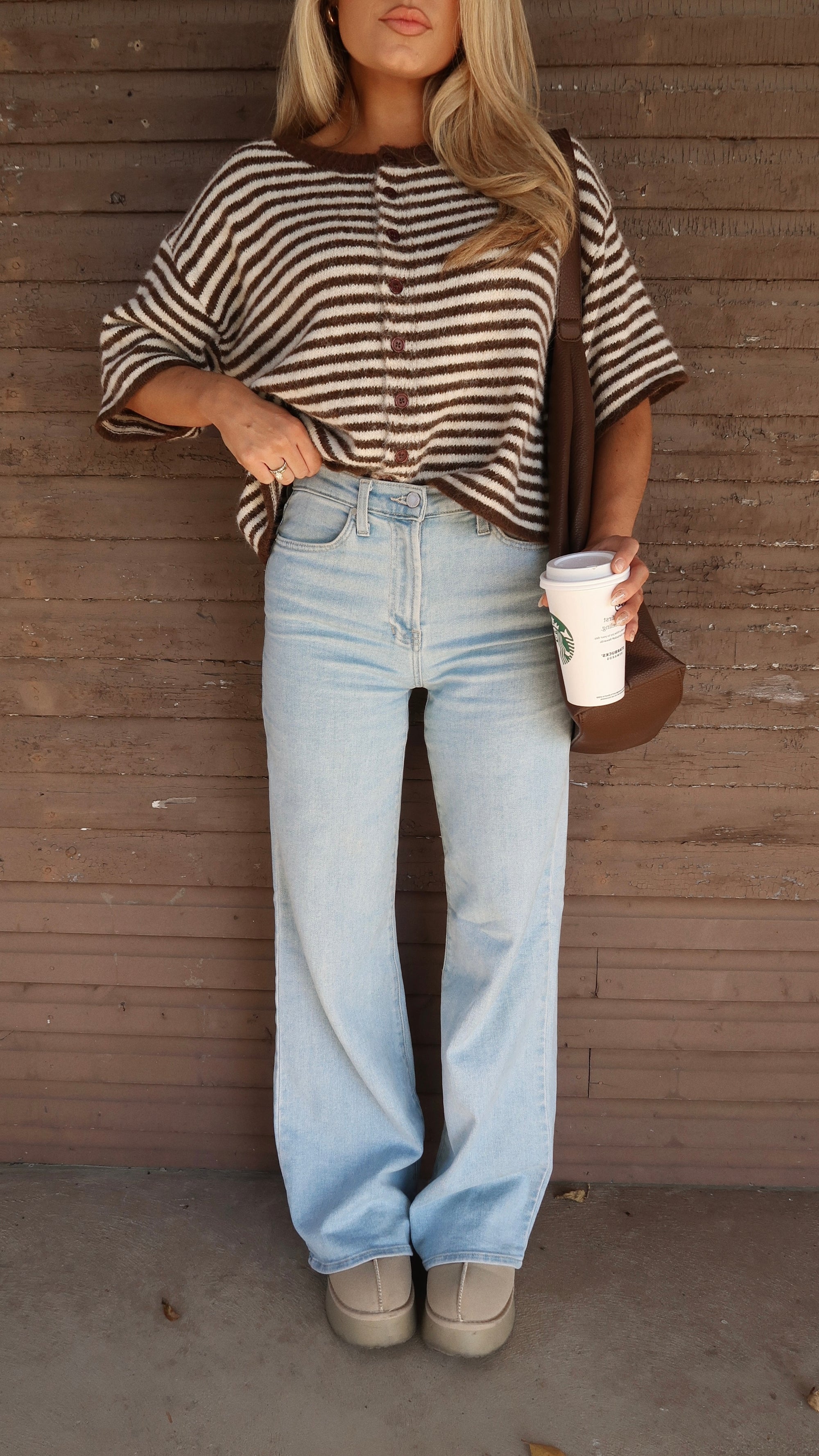 HIGH-WAISTED LIGHT WASH WIDE LEG DENIM