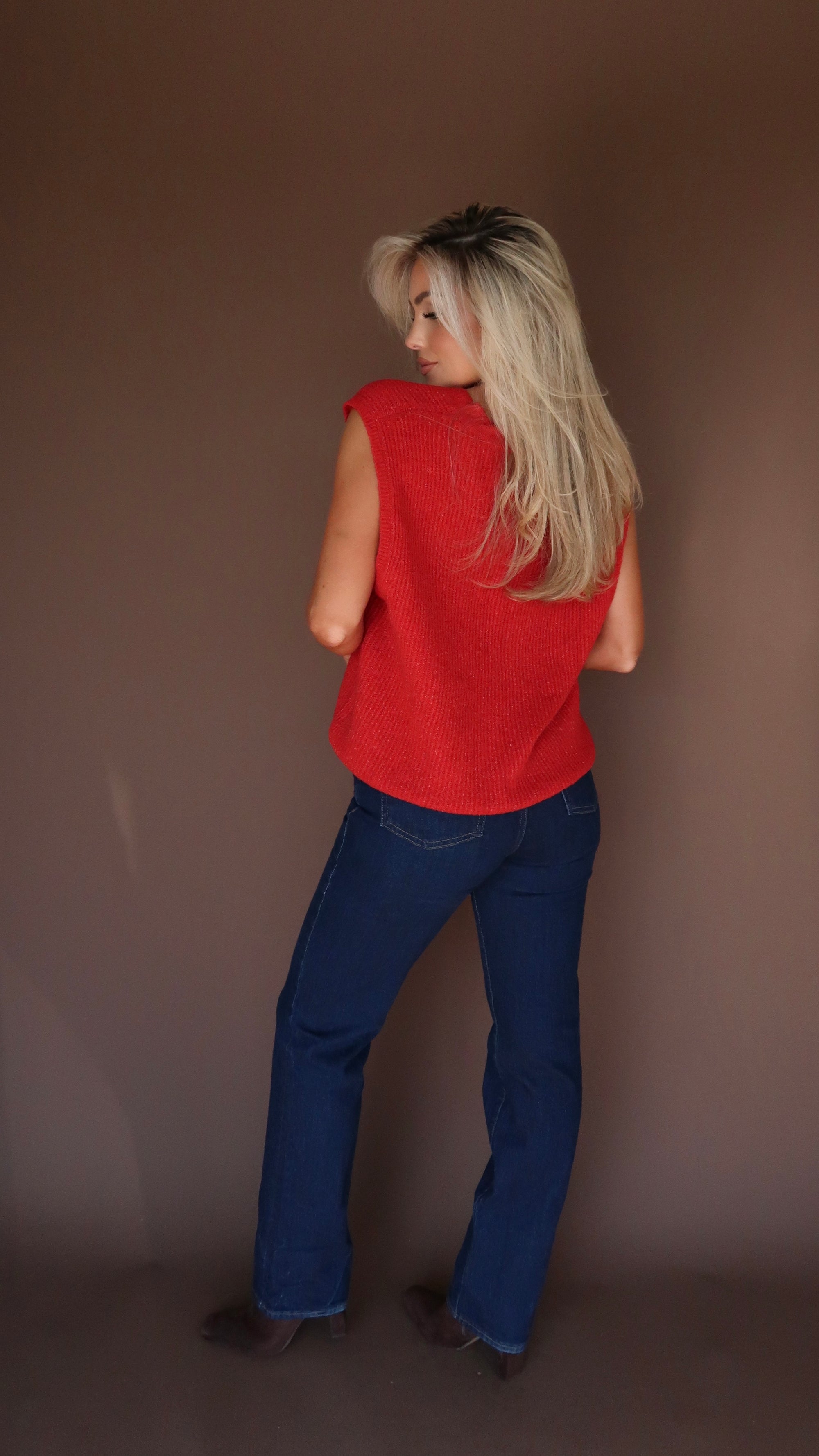 HAZELWOOD OVERSIZED SWEATER VEST RED