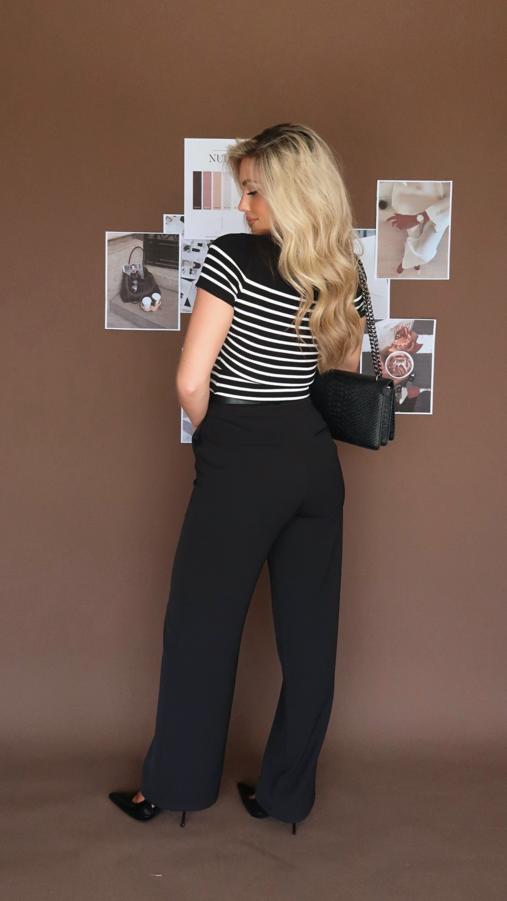 EXECUTIVE RIBBED STRIPED TOP BLACK