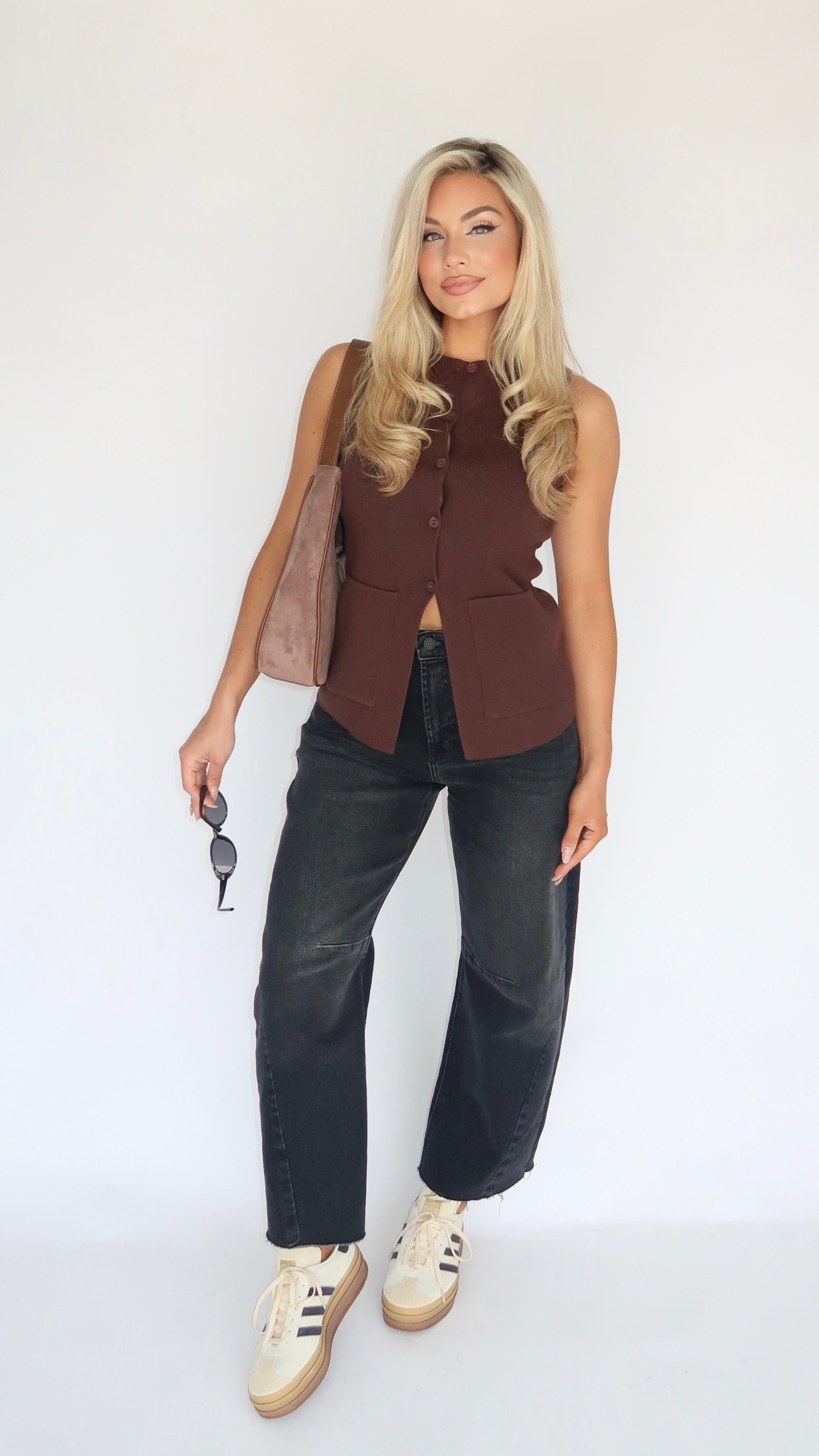 SPICE SPLIT V-HEM SWEATER TOP