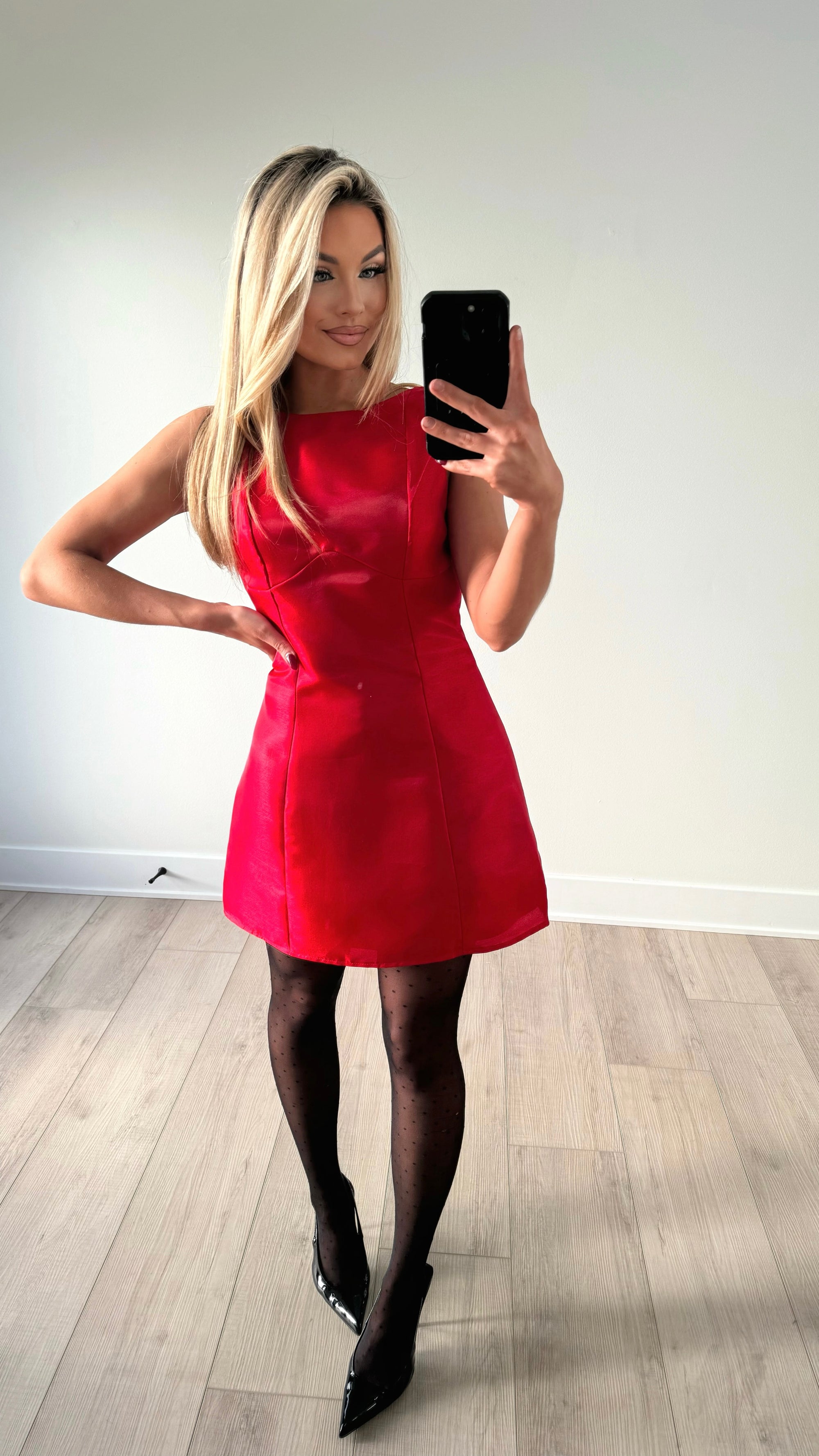 SCARLET MUSE MINI DRESS