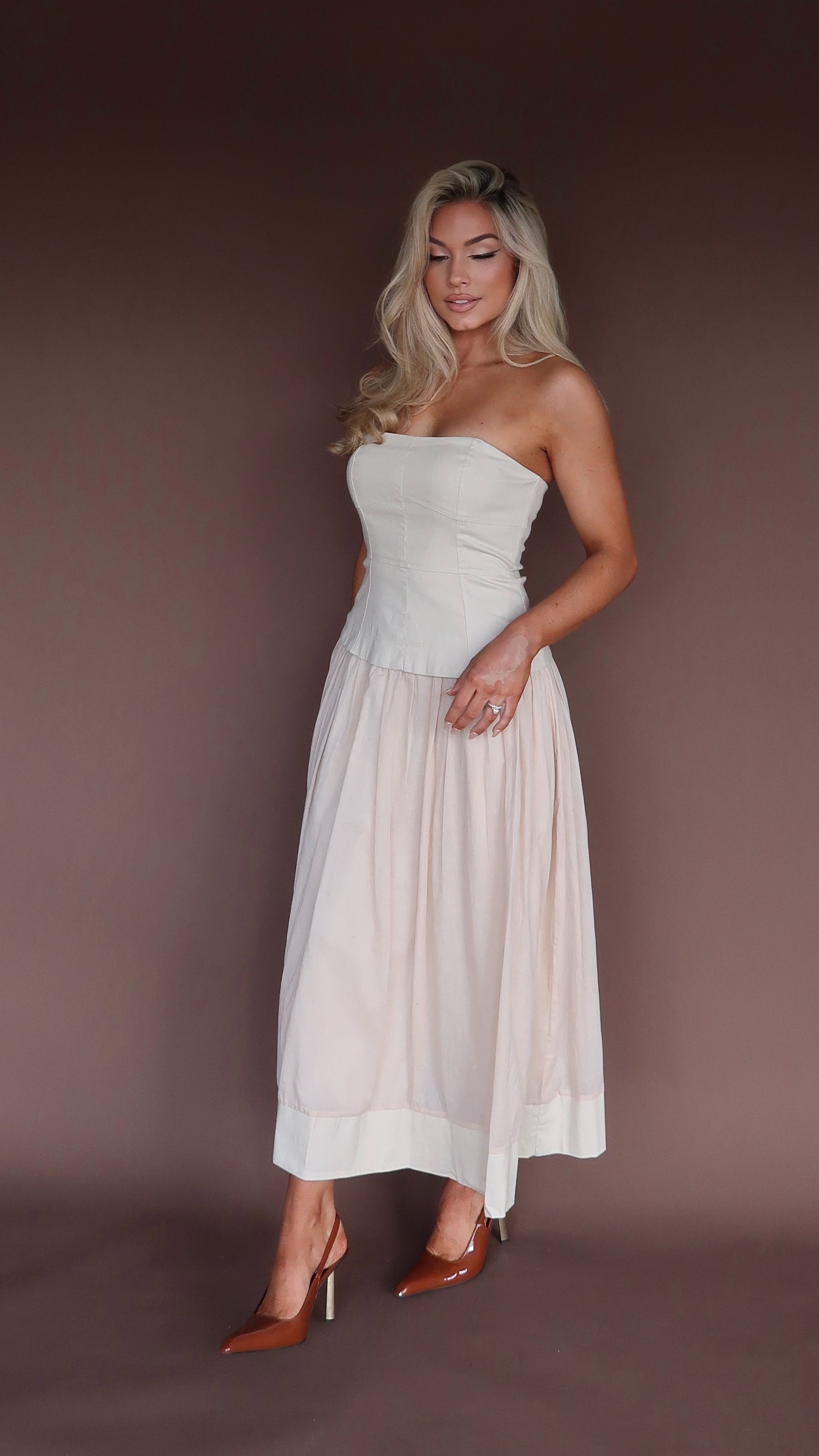 ELARA STRAPLESS MIDI DRESS ECRU