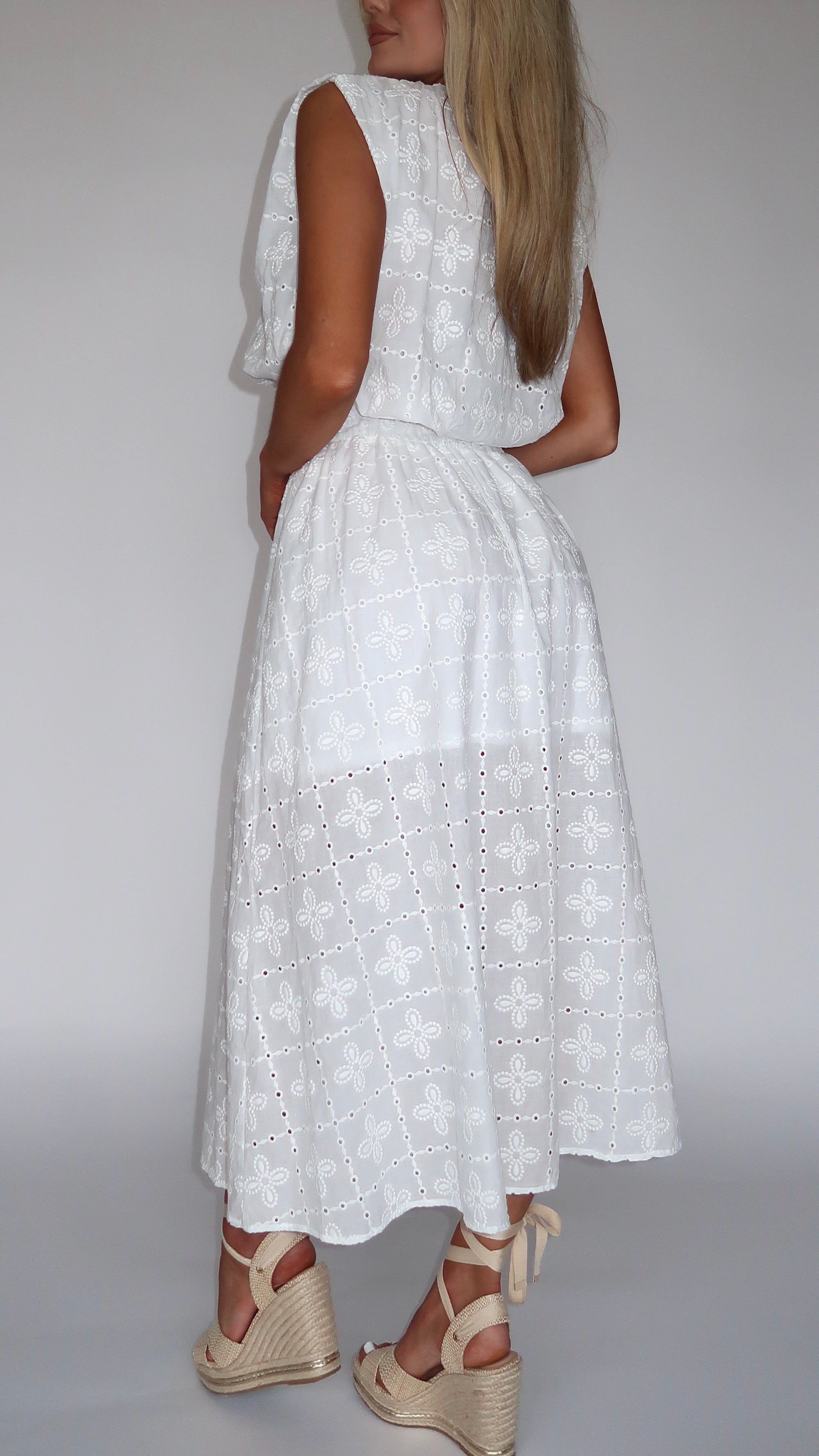 PALM BEACH EYELET SKIRT
