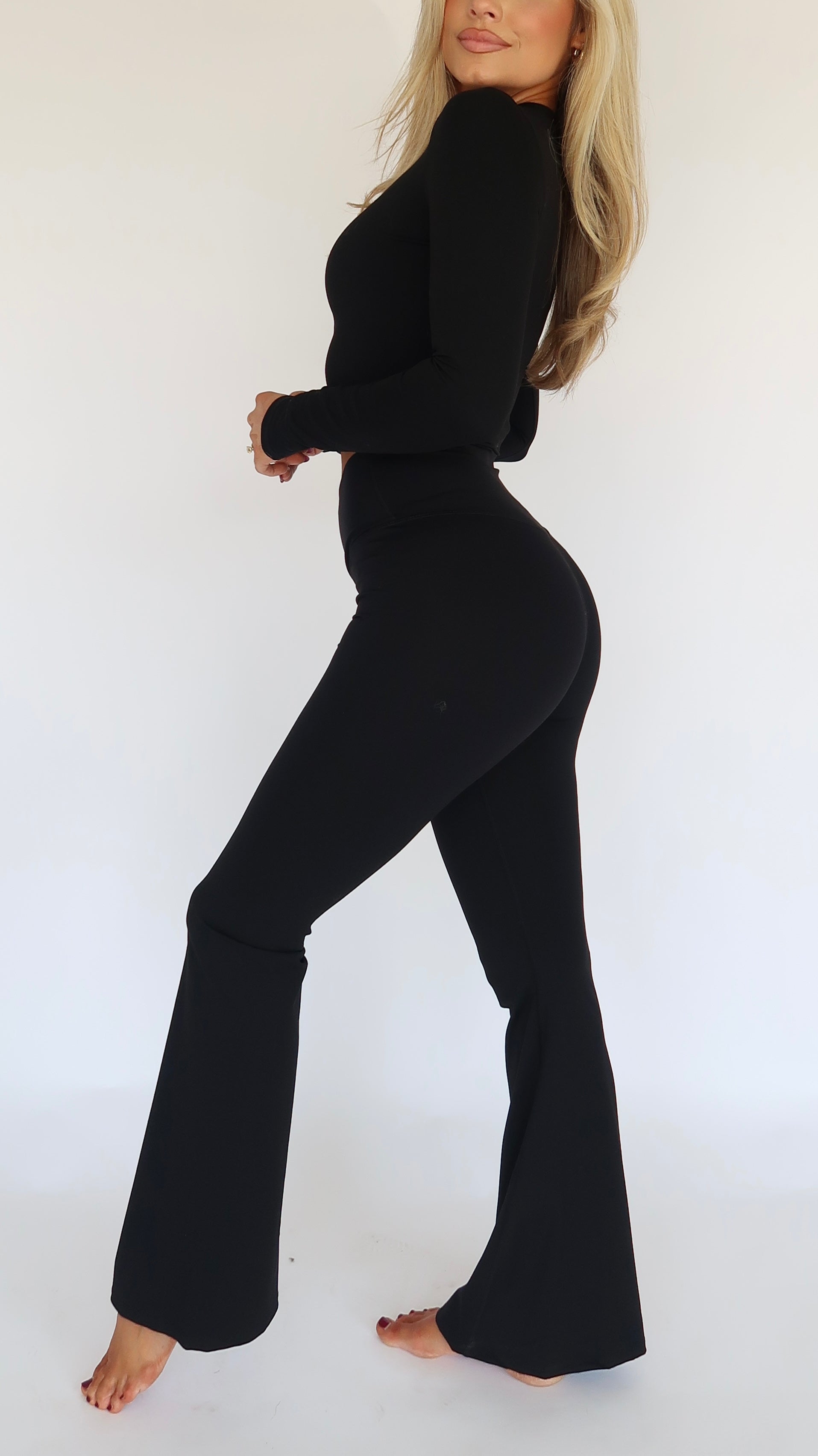 PERFORMANCE CROSSOVER HIGH WAISTED FLARE PANTS BLACK