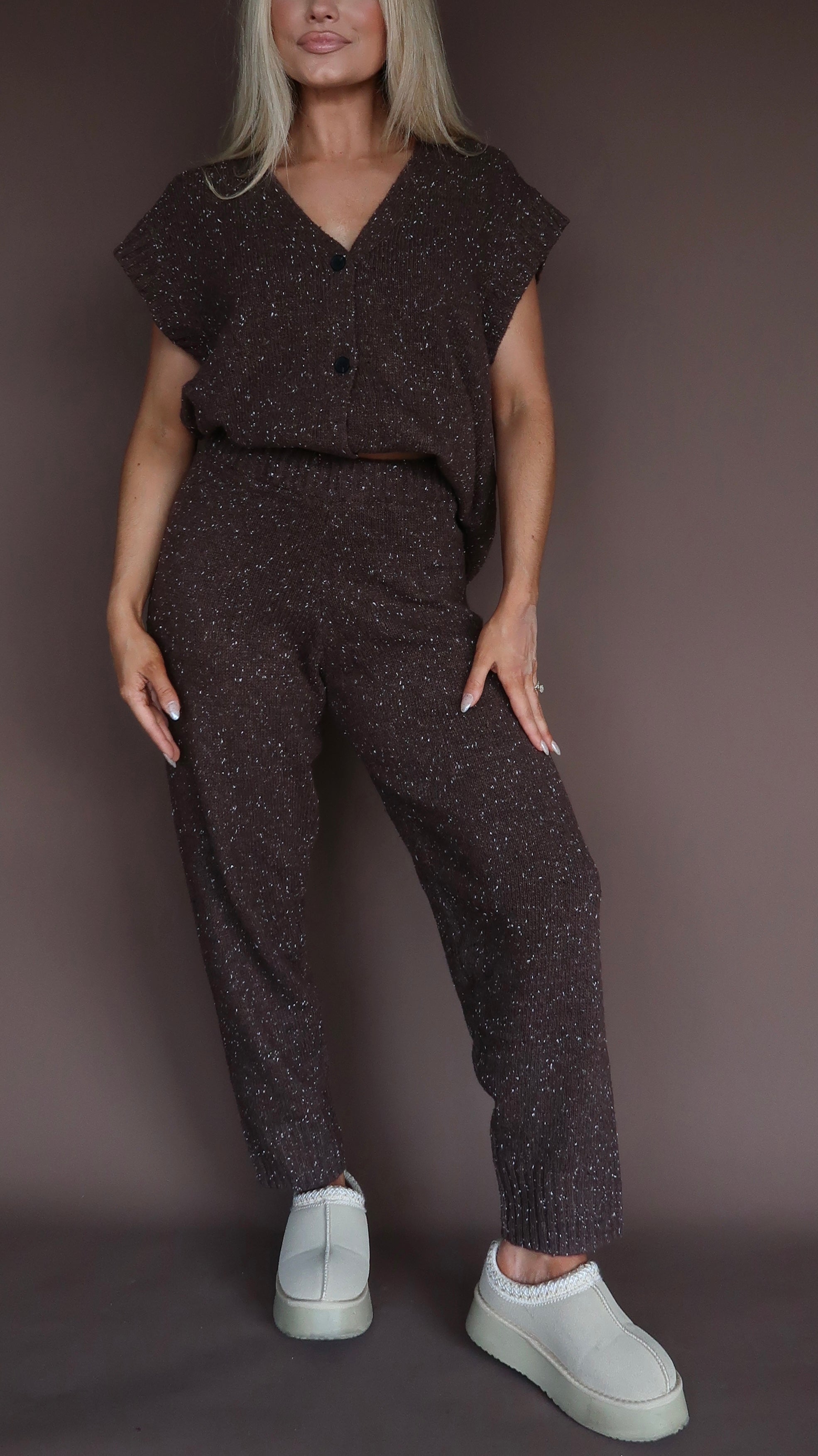LODGE HIGH WAISTED SWEATER JOGGER PANTS CHOCOLATE