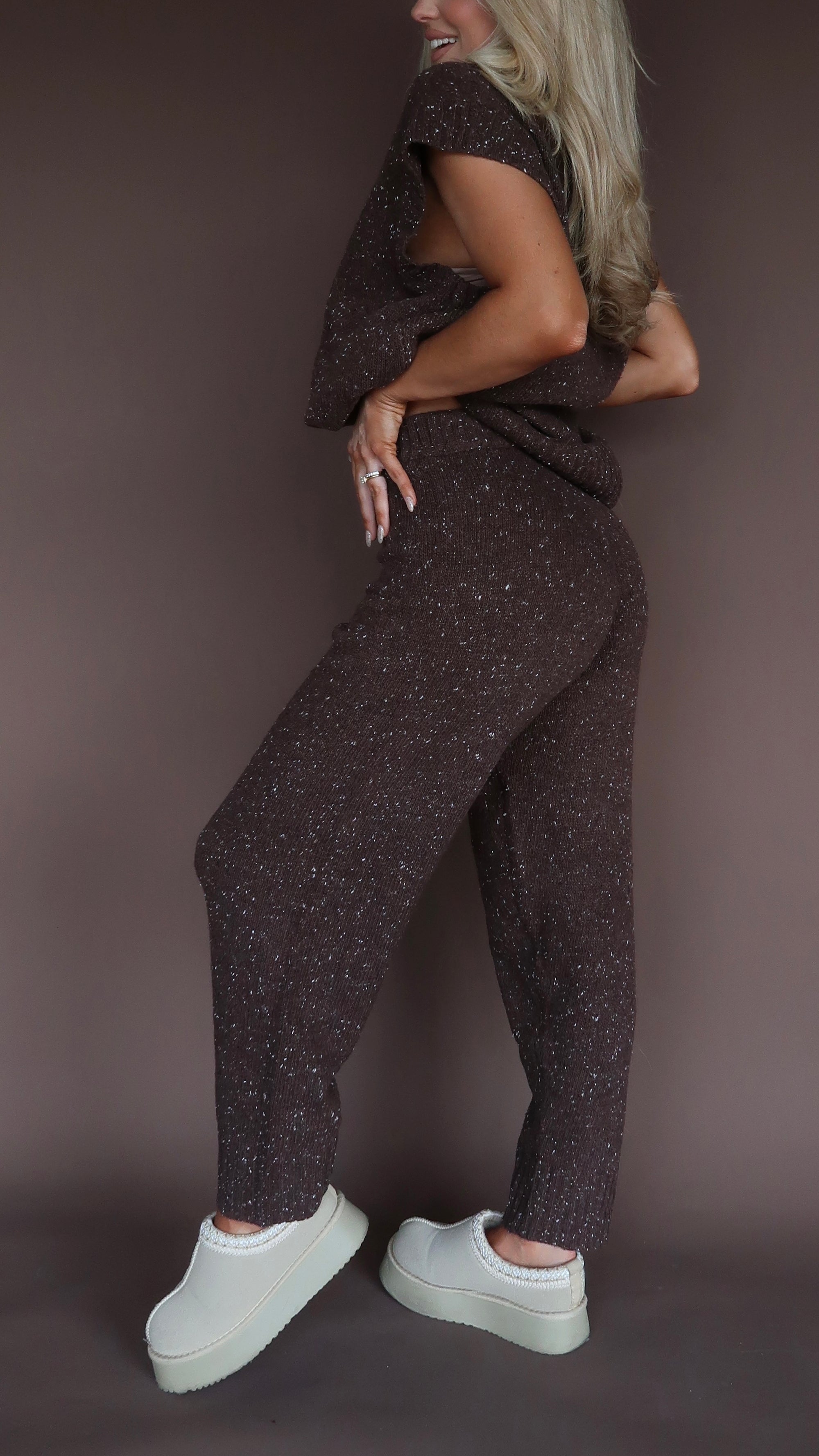 LODGE HIGH WAISTED SWEATER JOGGER PANTS CHOCOLATE
