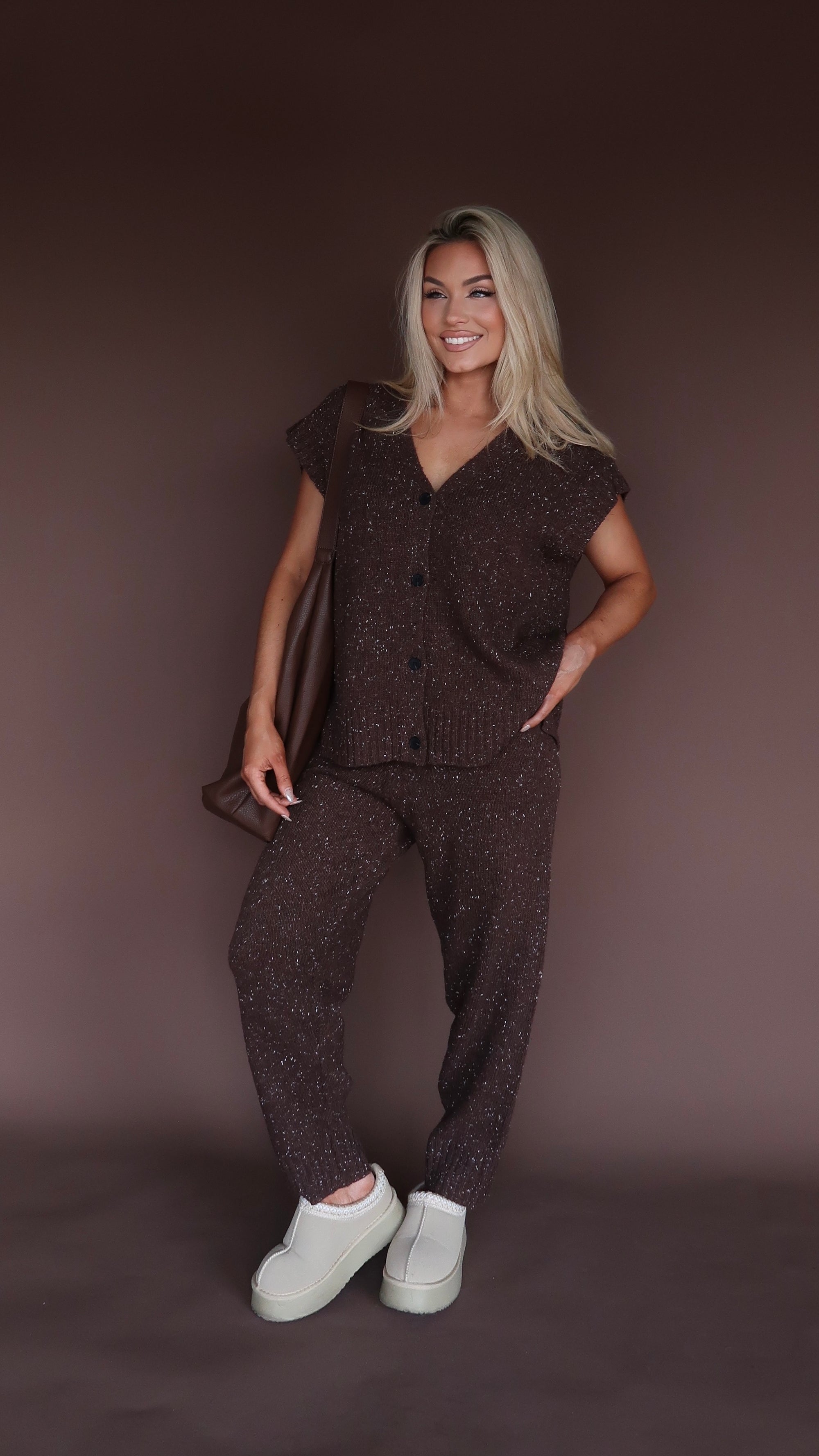 LODGE SWEATER TOP CHOCOLATE
