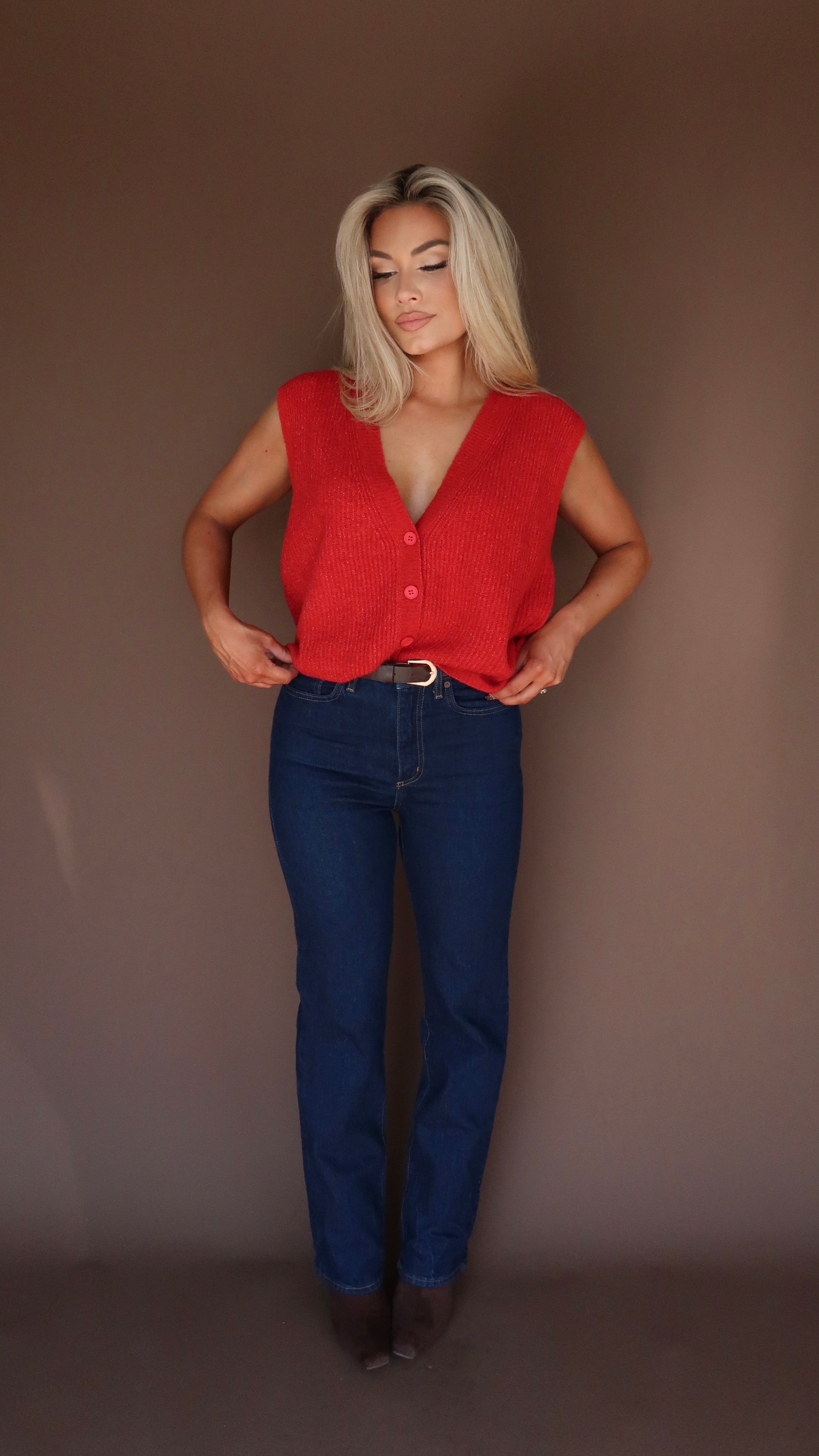 HAZELWOOD OVERSIZED SWEATER VEST RED