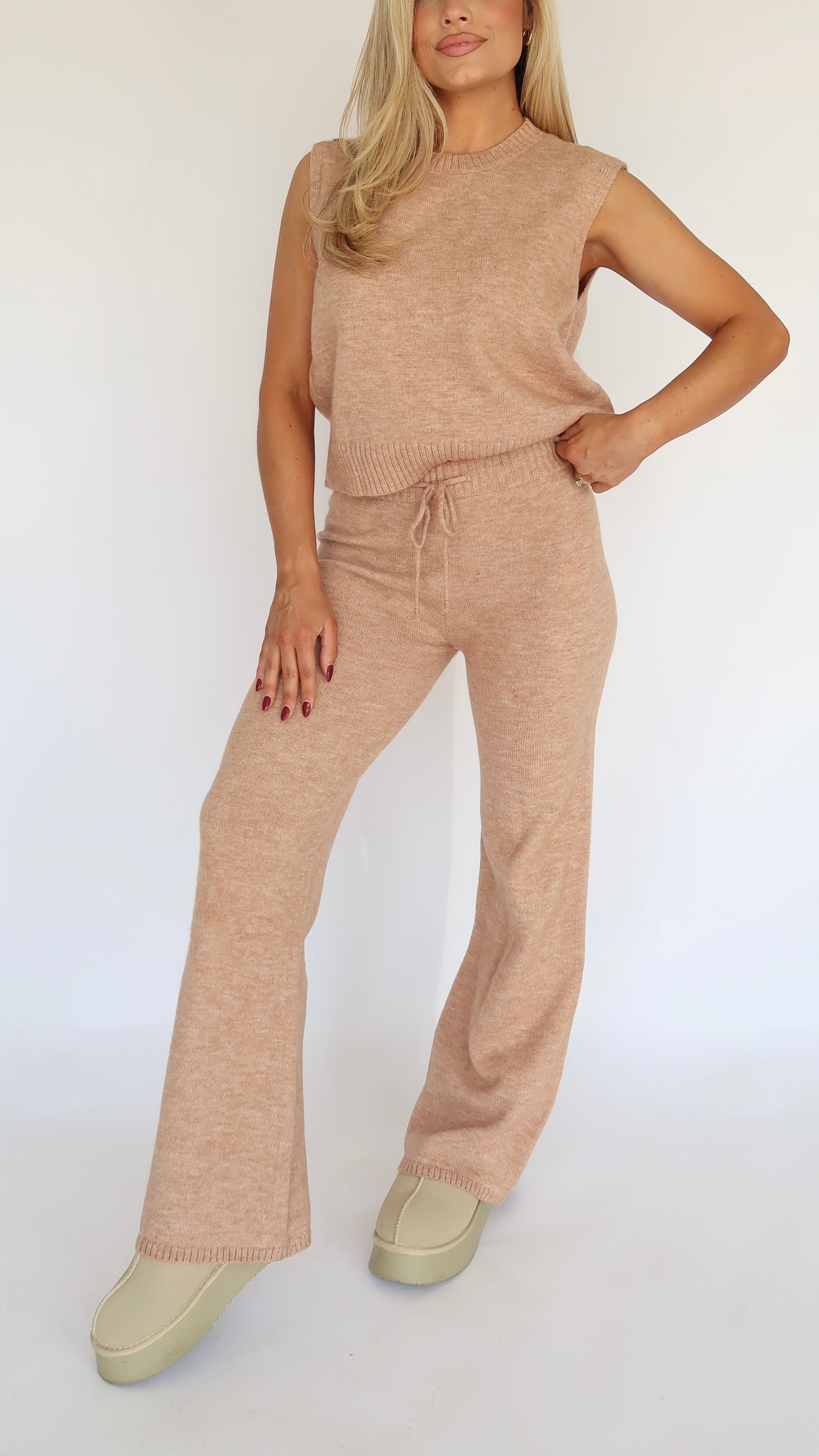 LATTE HIGH WAISTED KNIT SWEATER PANTS