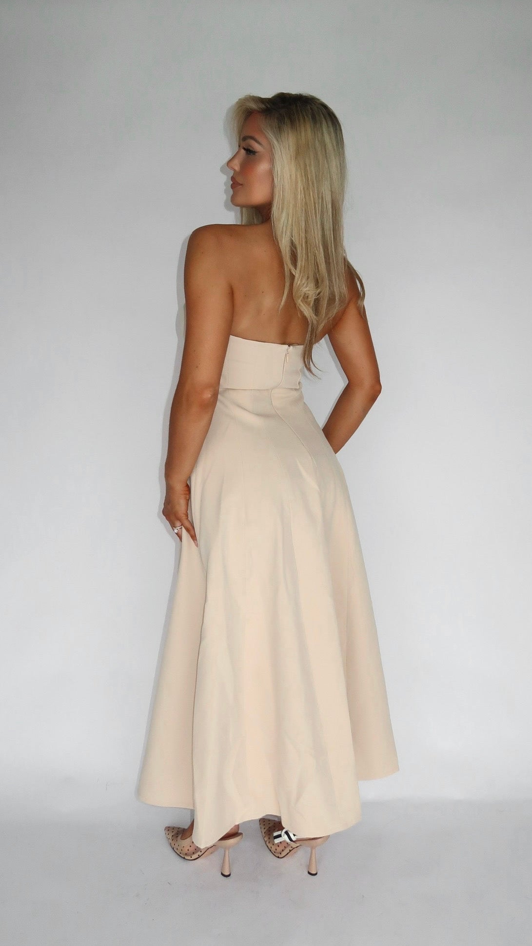 SABLE STRAPLESS MIDI DRESS BEIGE