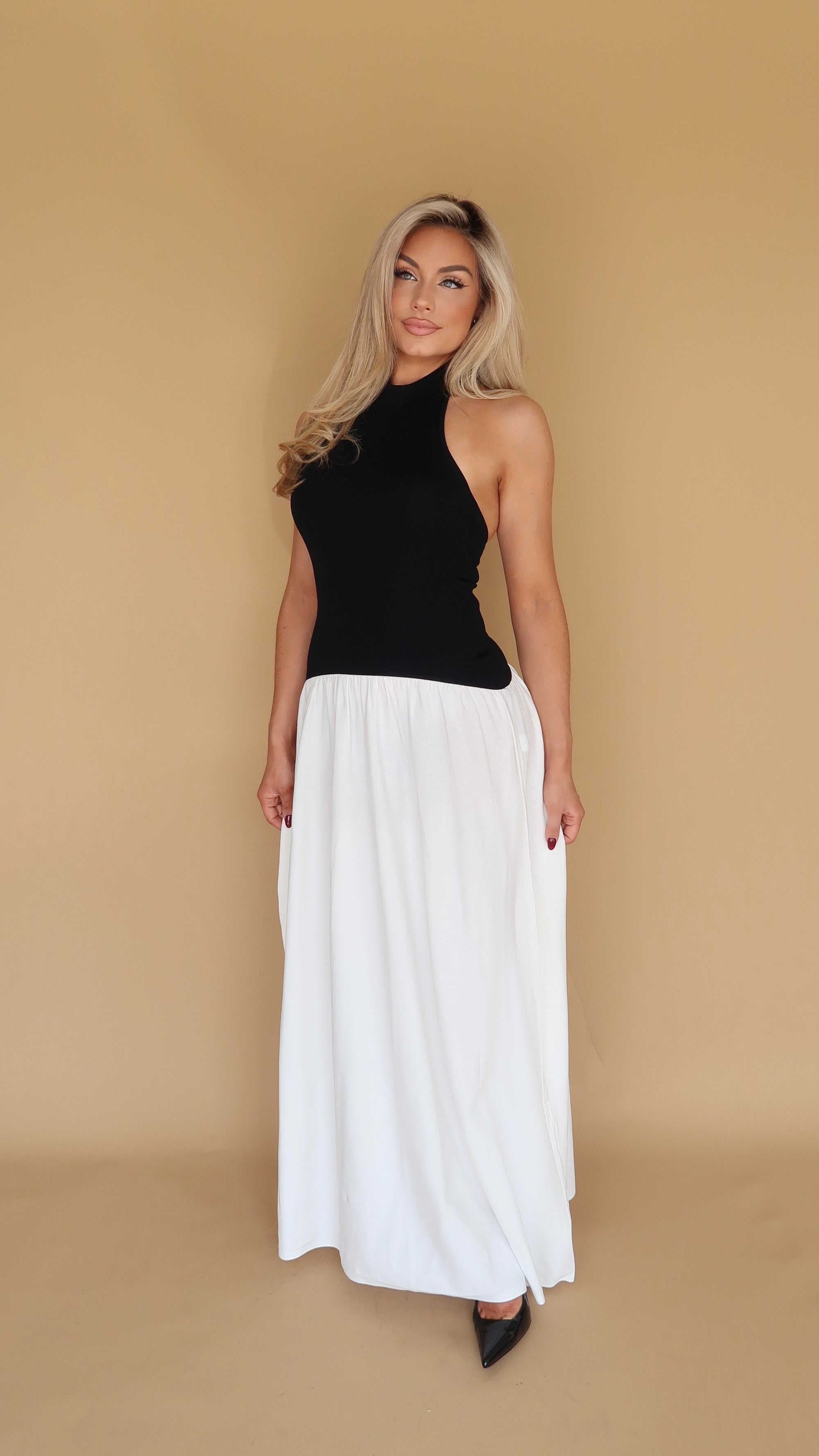 LUNA CONTRAST MAXI DRESS