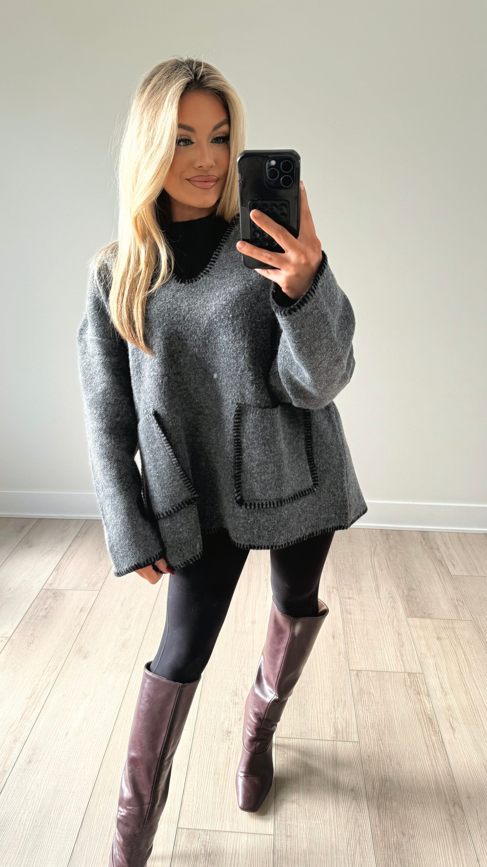 EQUESTRIAN STITCH OVERSIZED SWEATER