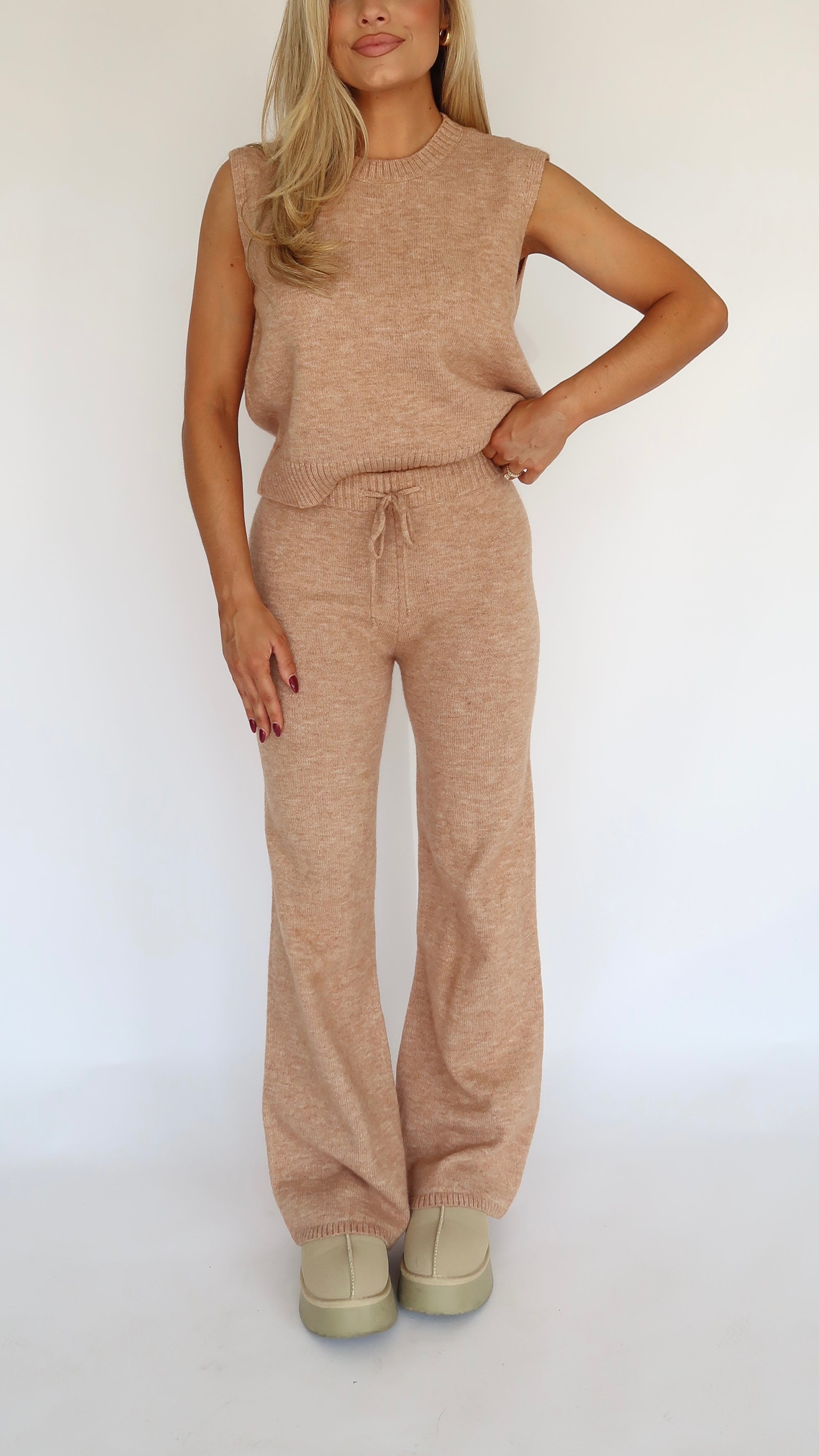 LATTE HIGH WAISTED KNIT SWEATER PANTS
