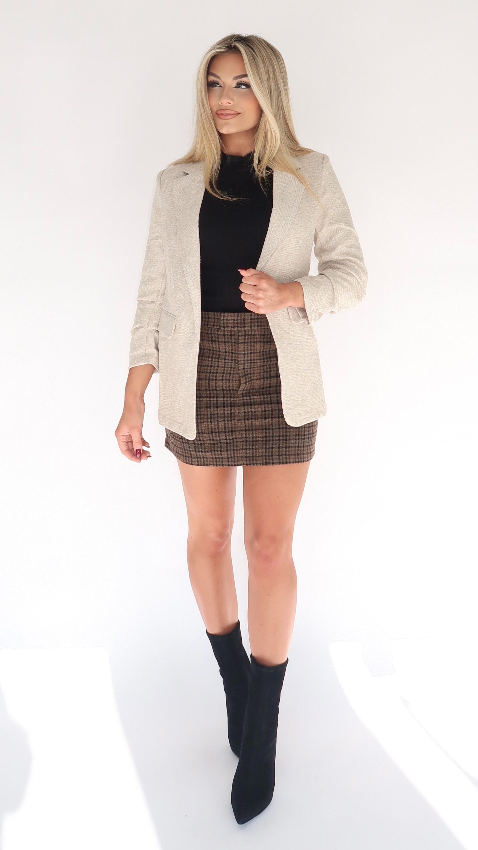 GIGI TAILORED BLAZER