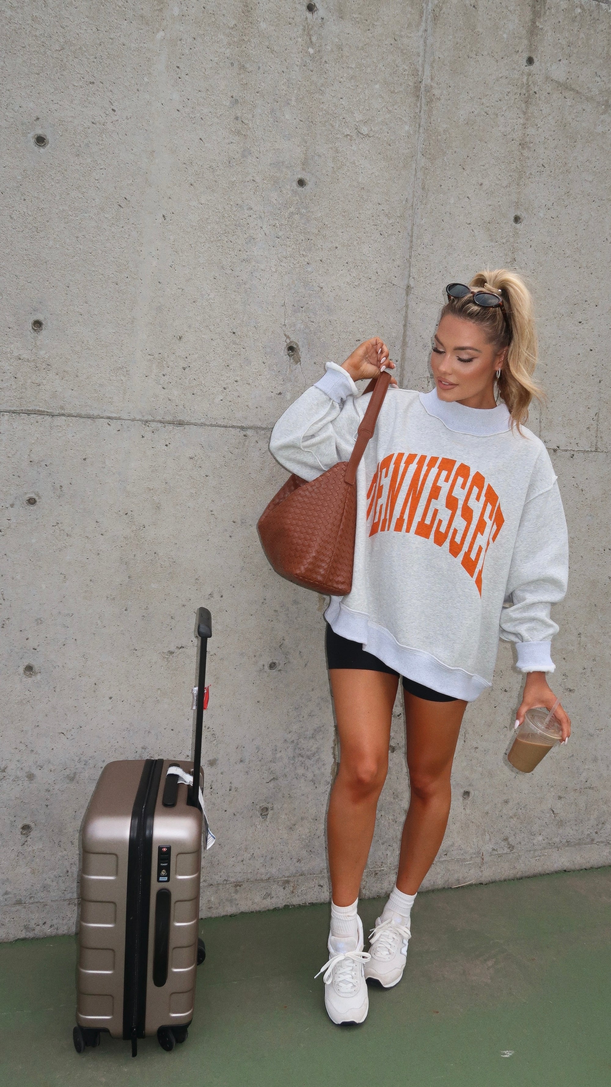 TENNESSEE REVERSIBLE CREWNECK