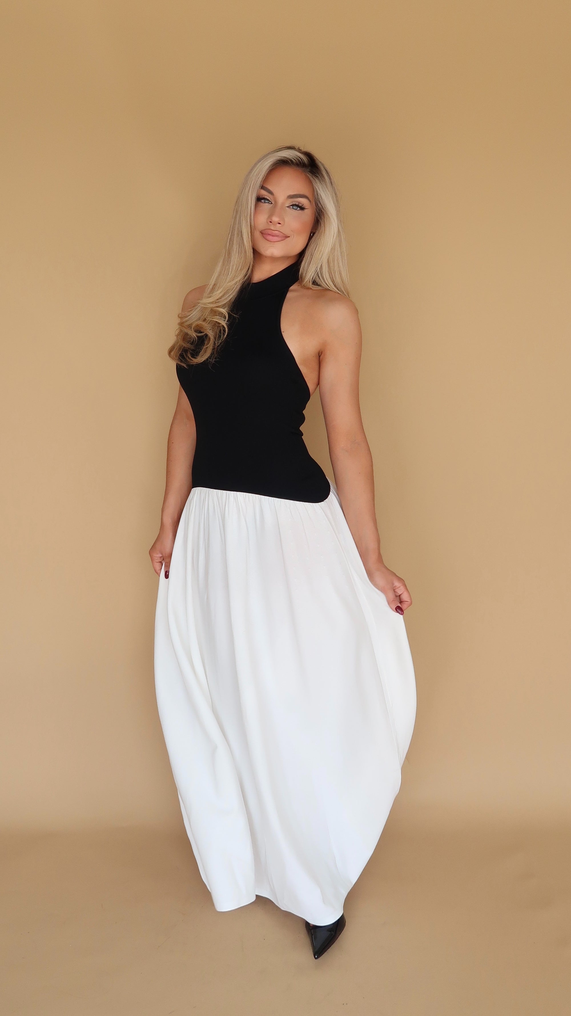 LUNA CONTRAST MAXI DRESS