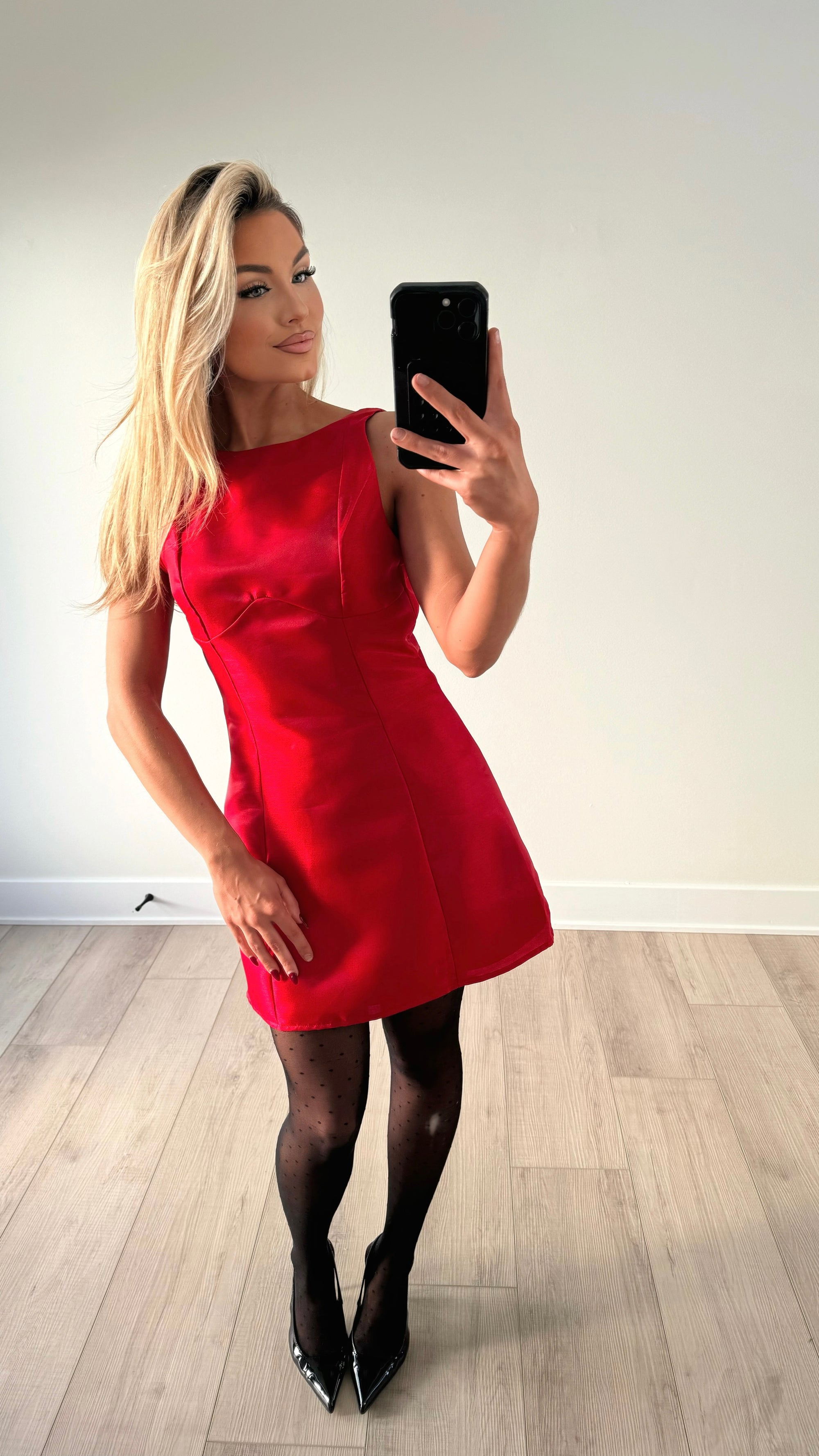 SCARLET MUSE MINI DRESS