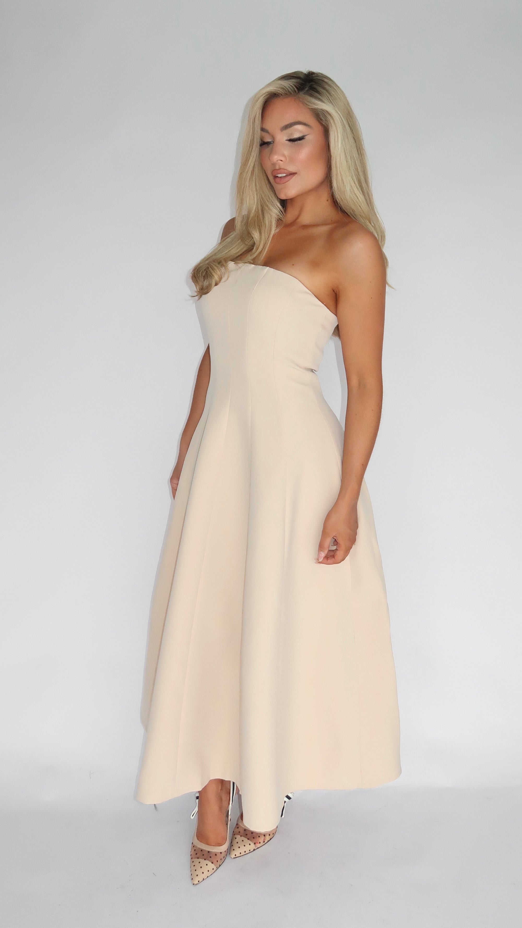 SABLE STRAPLESS MIDI DRESS BEIGE