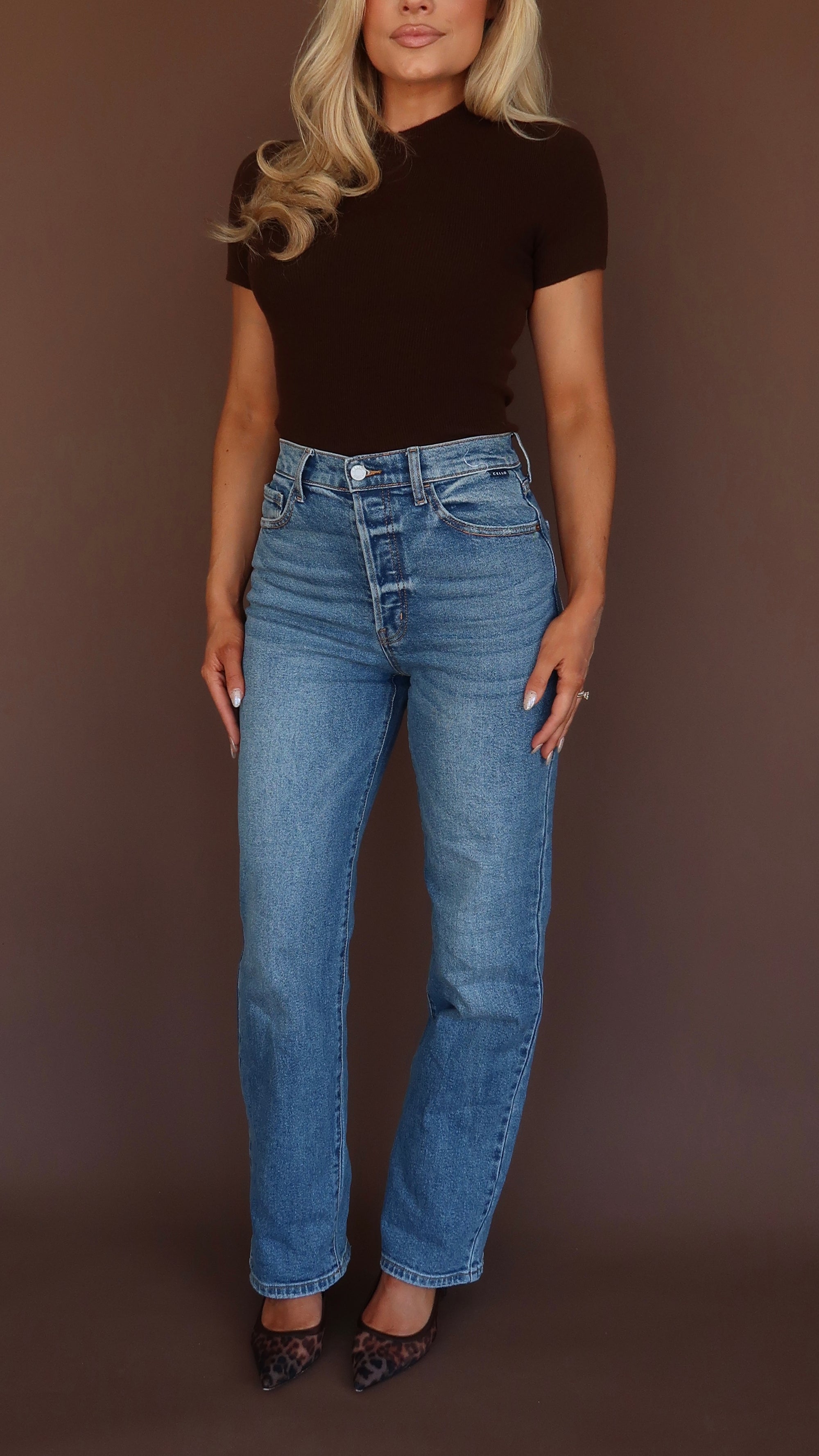 HIGH WAISTED STRAIGHT LEG DAD DENIM JEANS