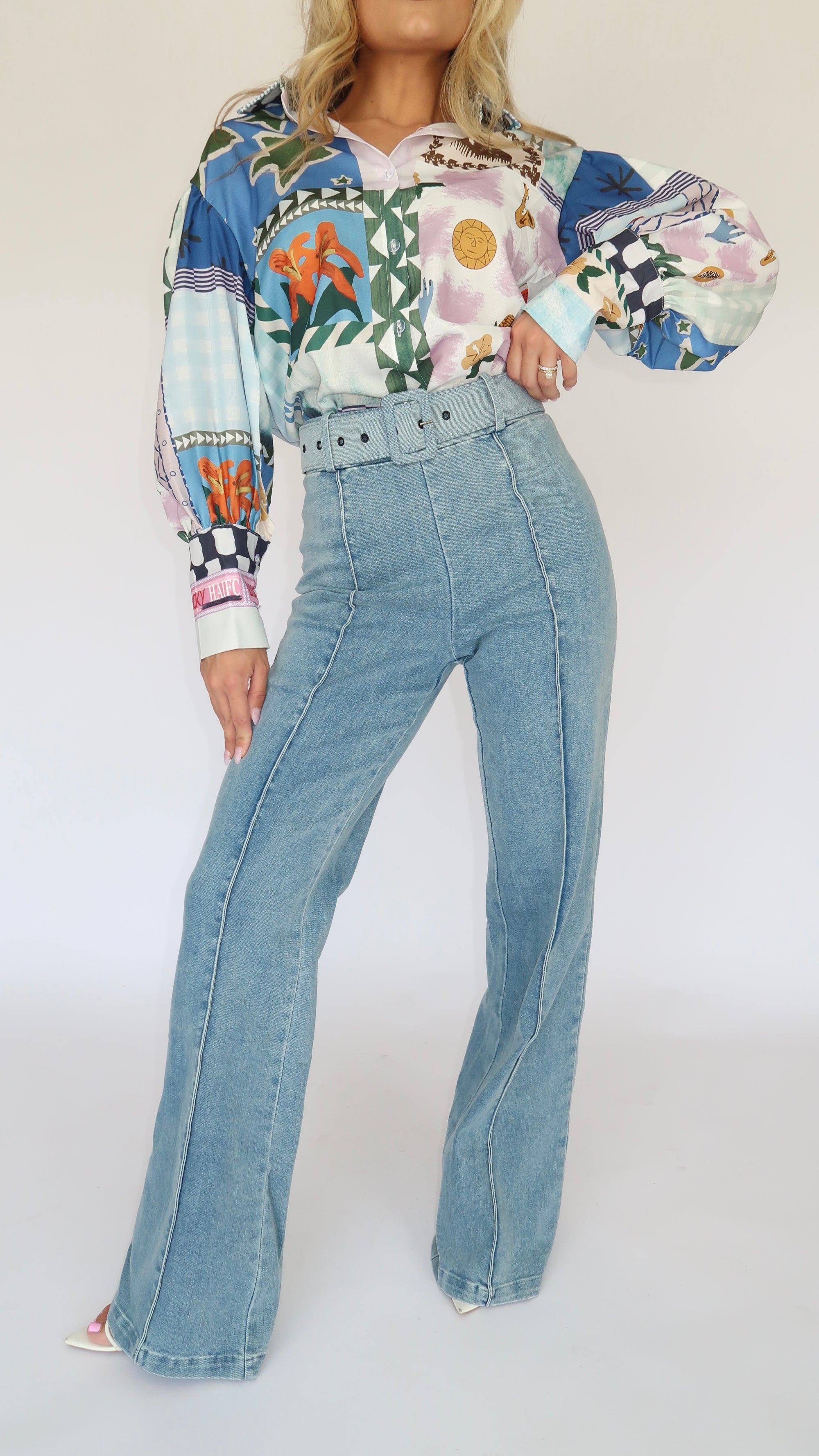 HIGH WAIST BELTED DENIM STRETCH PANTS