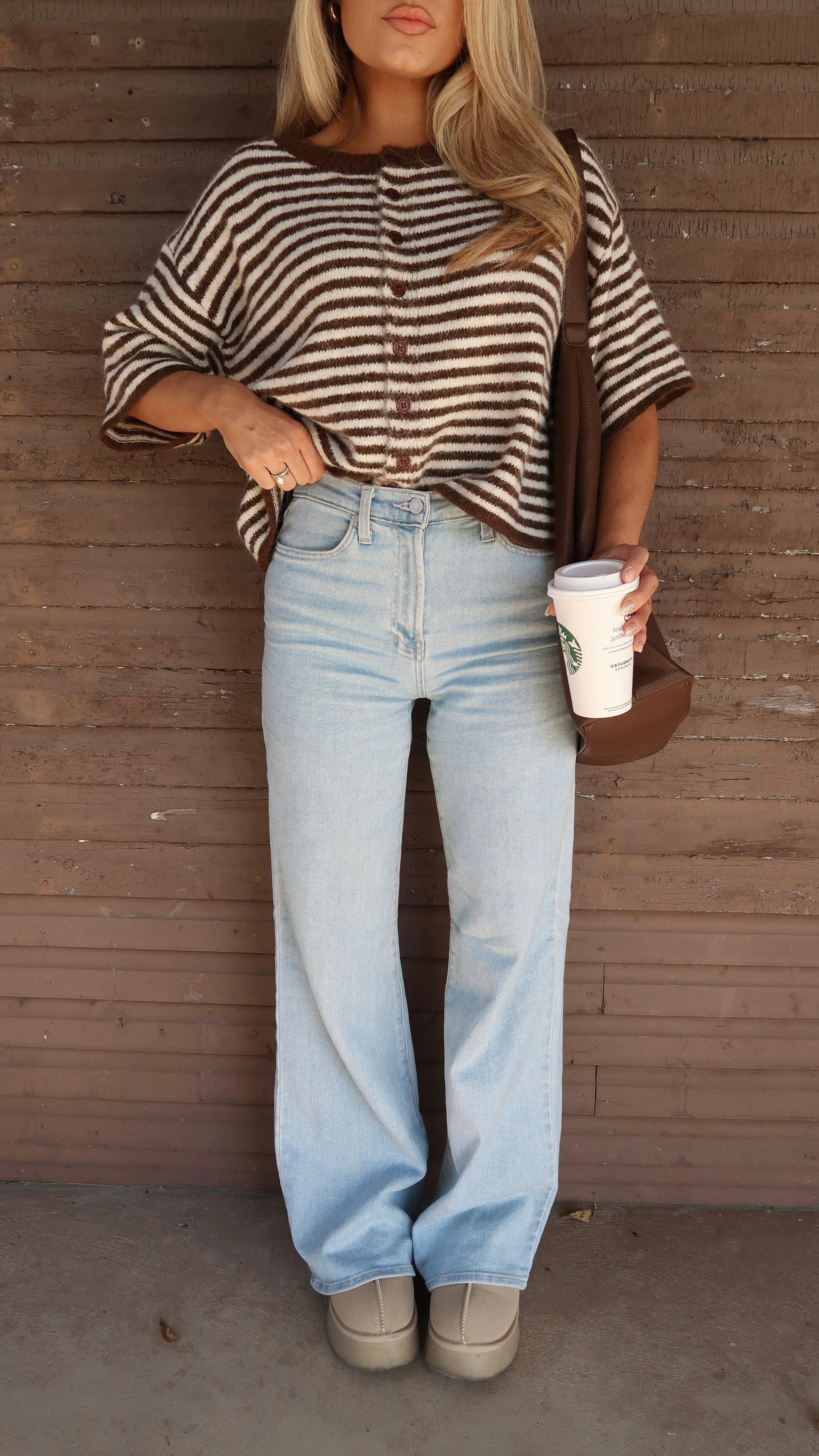 HIGH-WAISTED LIGHT WASH WIDE LEG DENIM