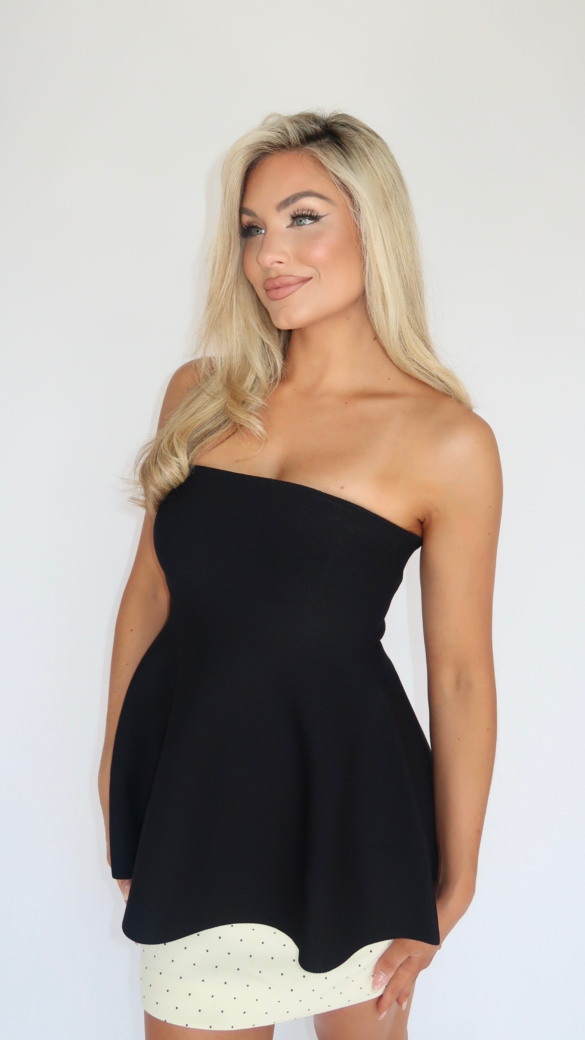 JET STRAPLESS PEPLUM TOP
