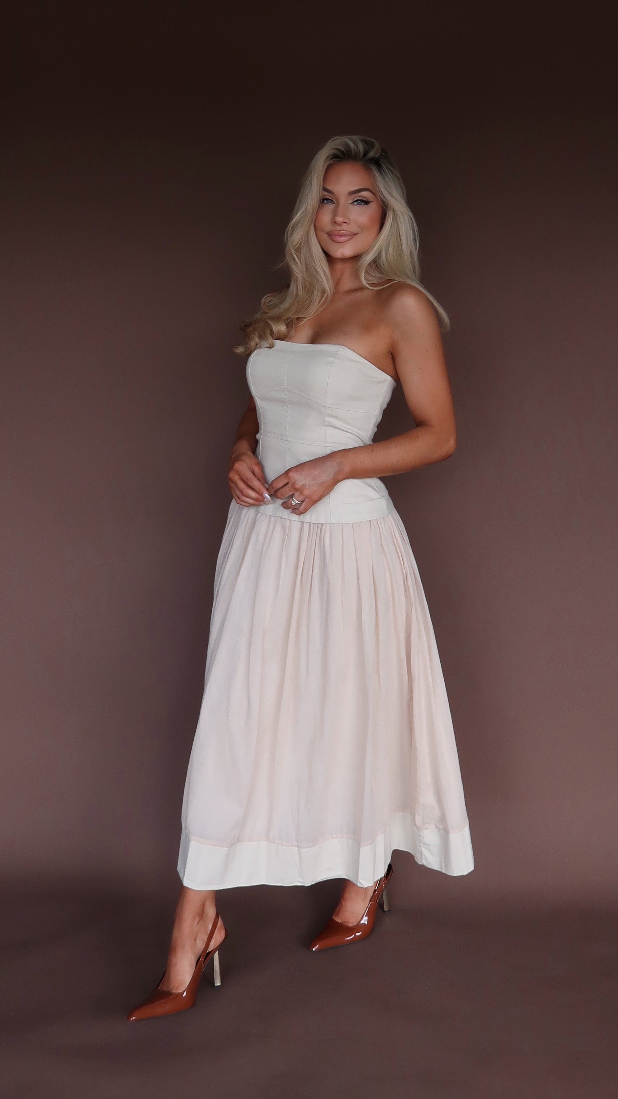ELARA STRAPLESS MIDI DRESS ECRU