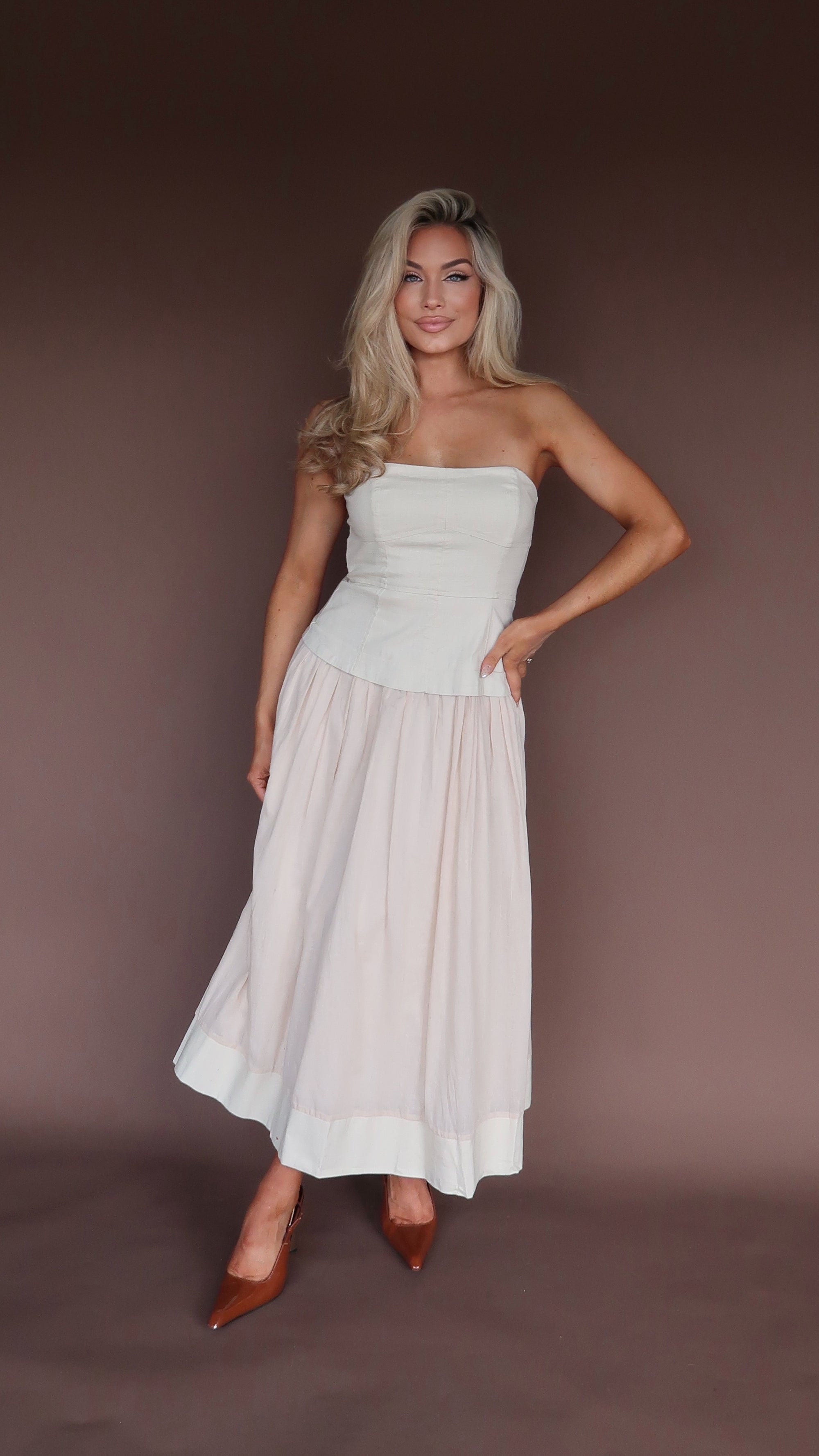 ELARA STRAPLESS MIDI DRESS ECRU