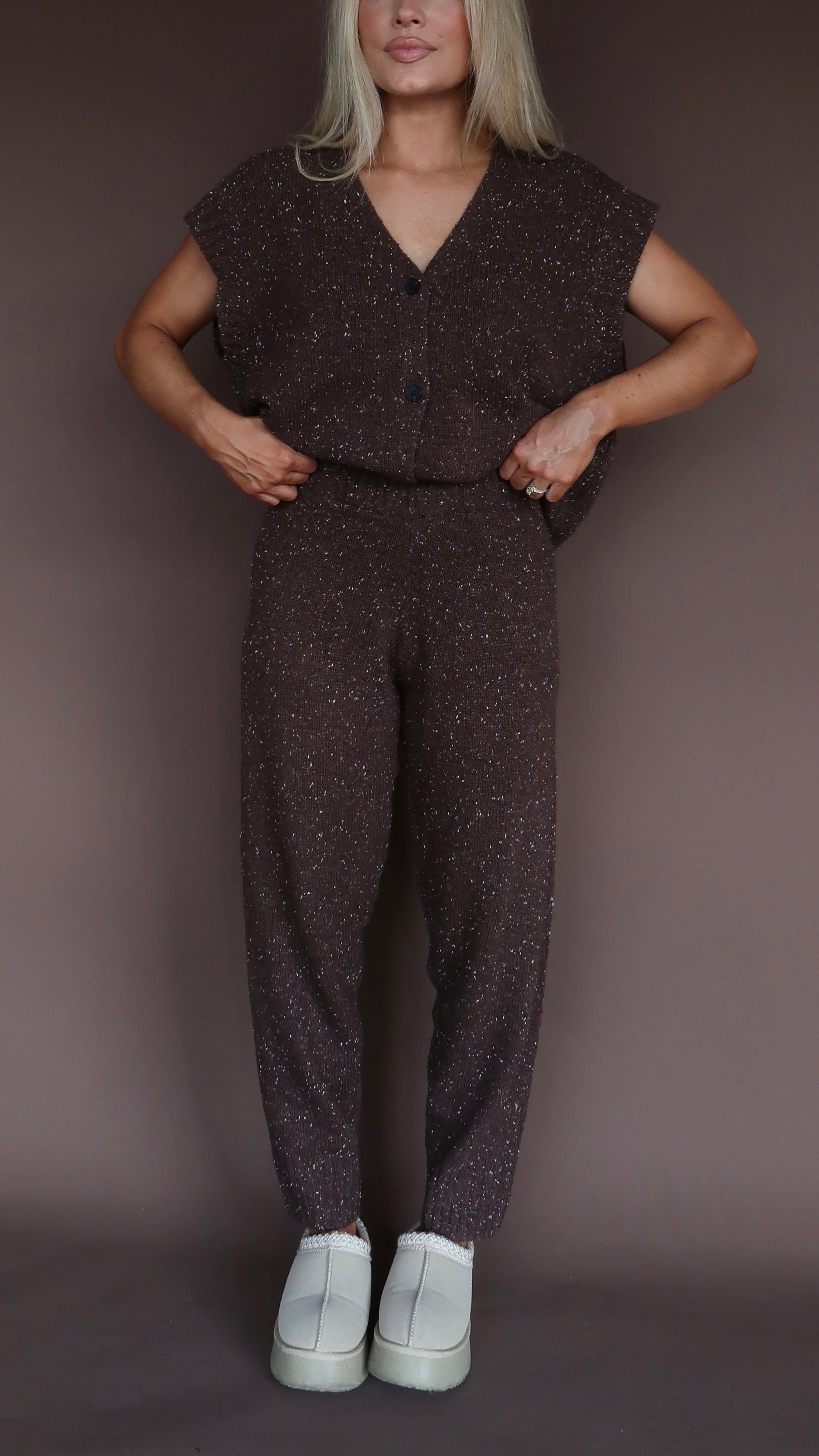 LODGE HIGH WAISTED SWEATER JOGGER PANTS CHOCOLATE