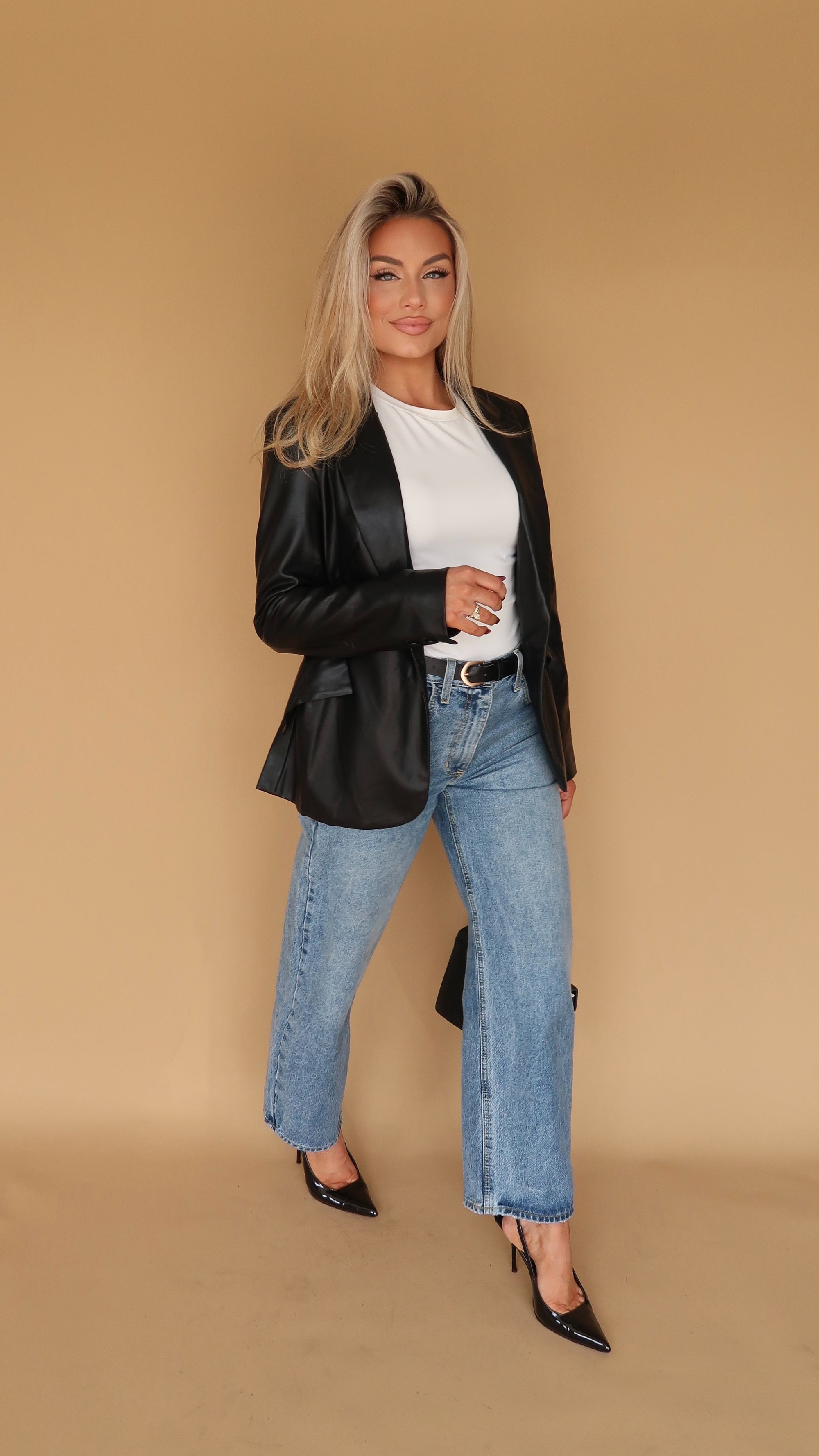 FAUX LEATHER SLIM FIT BLAZER
