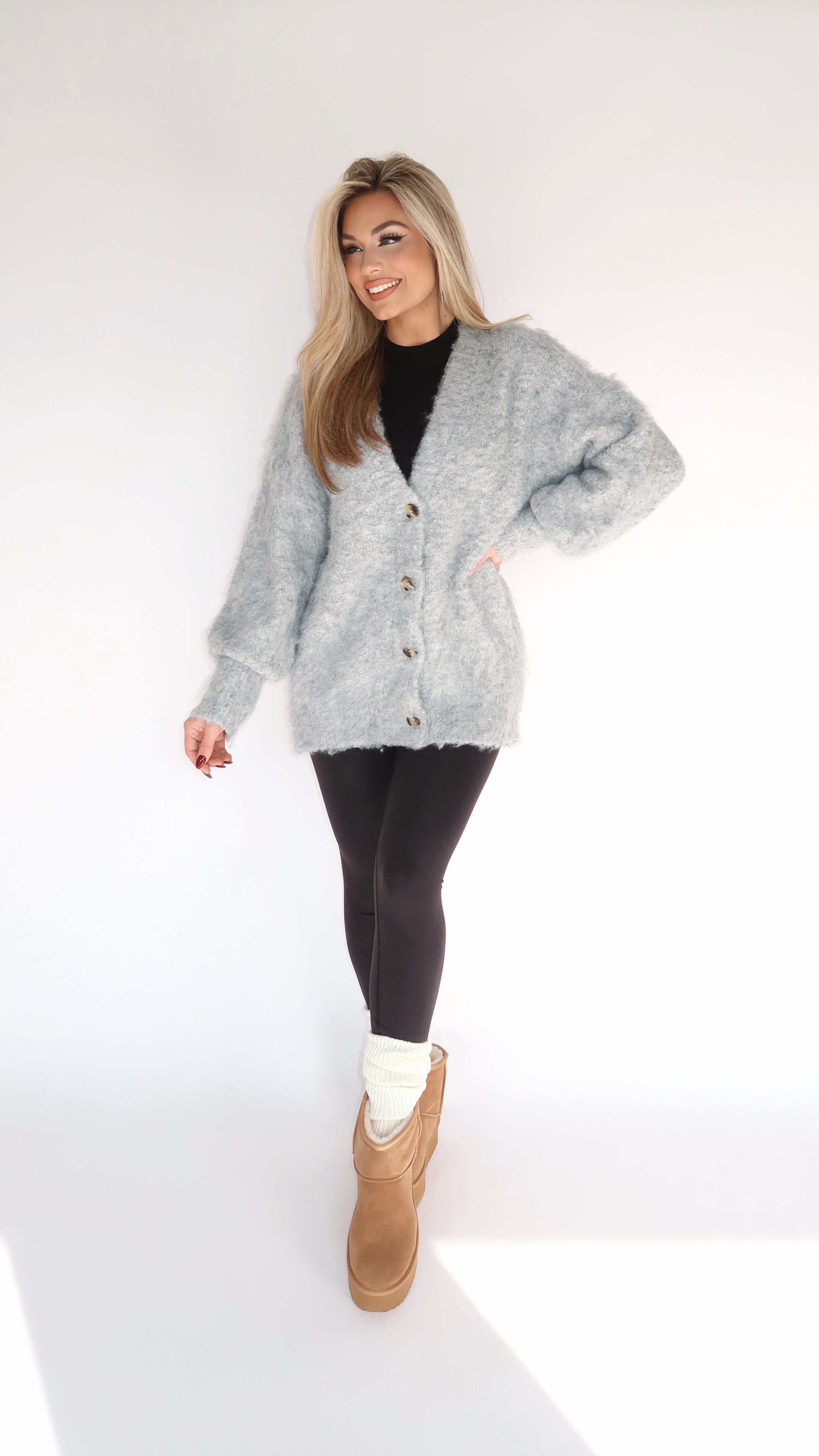 CABIN COZY CARDIGAN GREY
