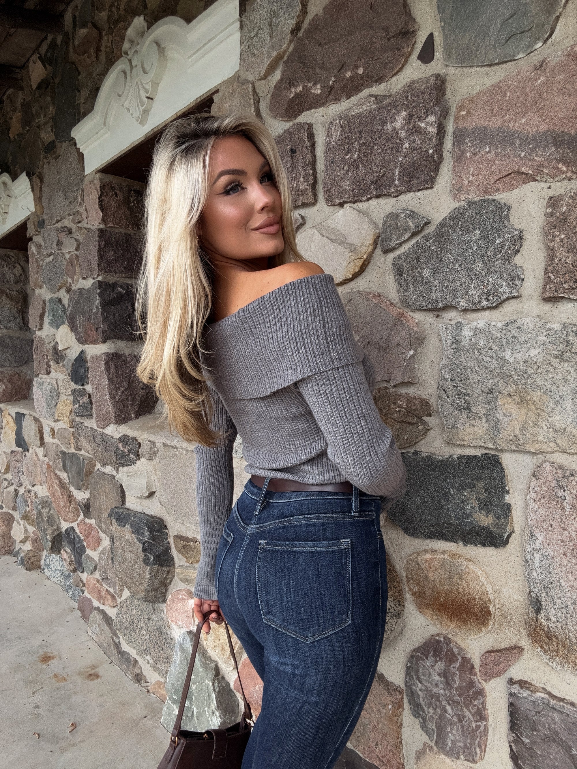 SEPTEMBER OFF THE SHOULDER SWEATER CHARCOAL