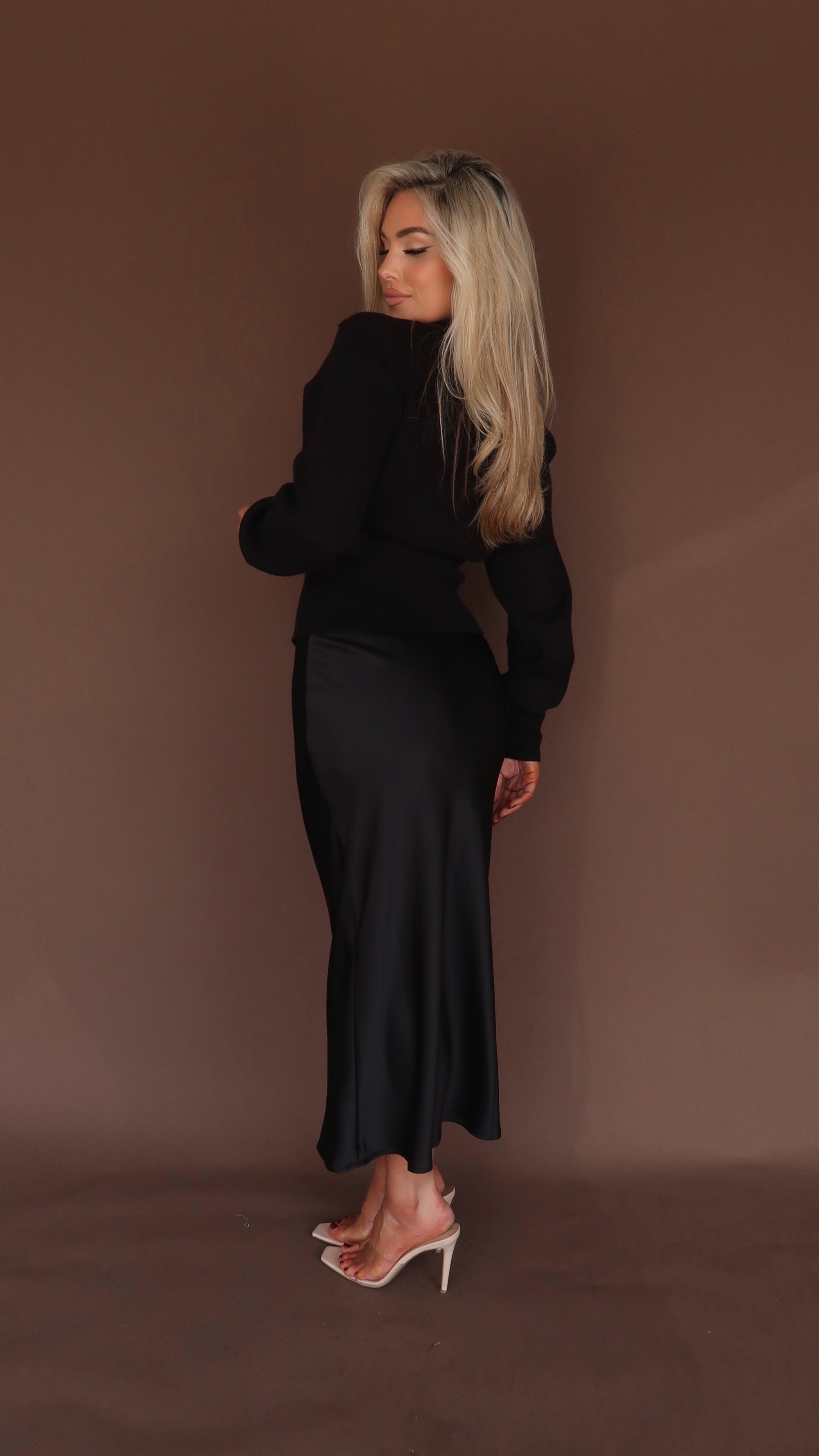 MACCHIATO GOLD BUTTON CARDIGAN BLACK