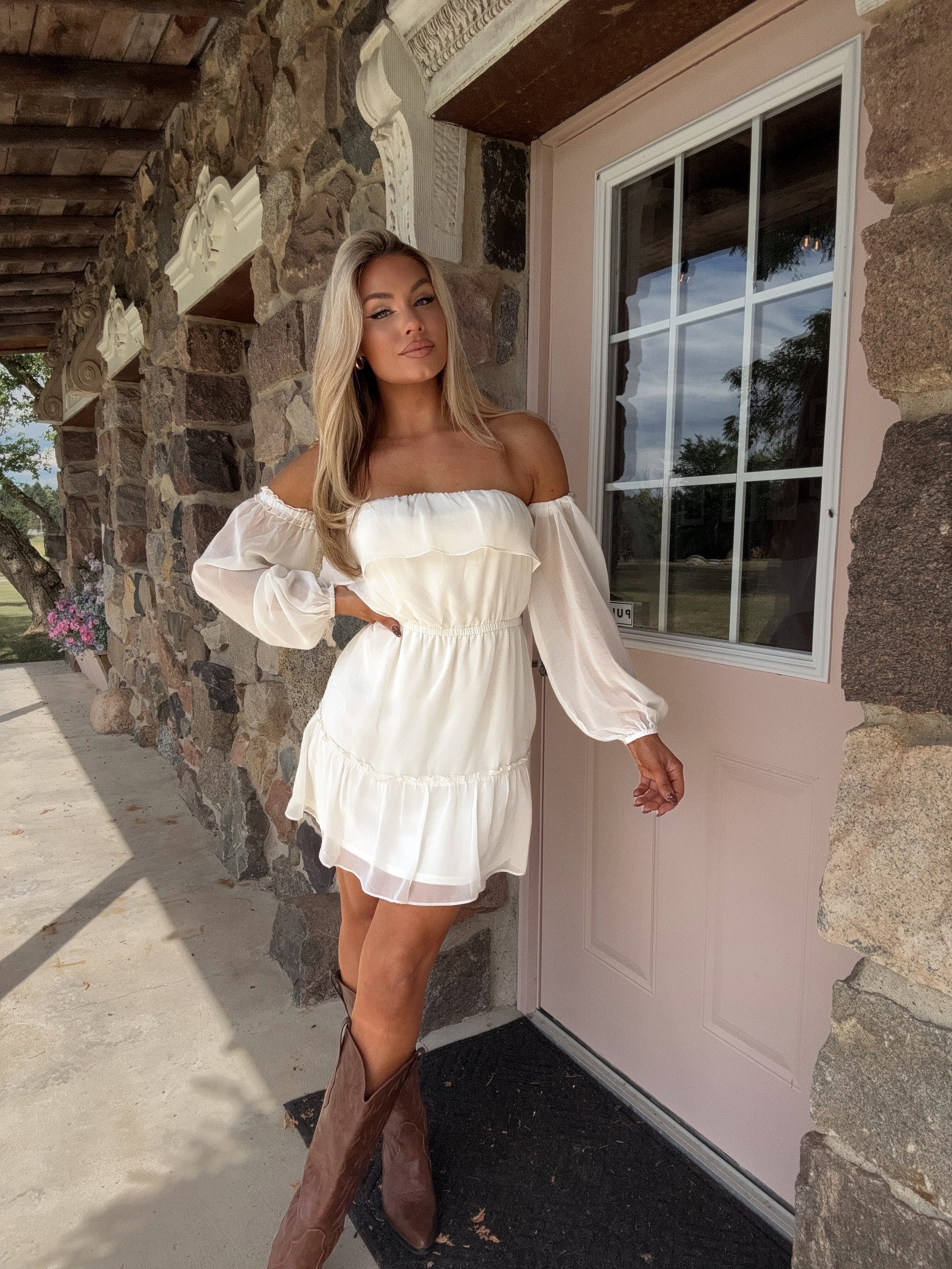 LORAINE OFF THE SHOULDER DRESS CREAM