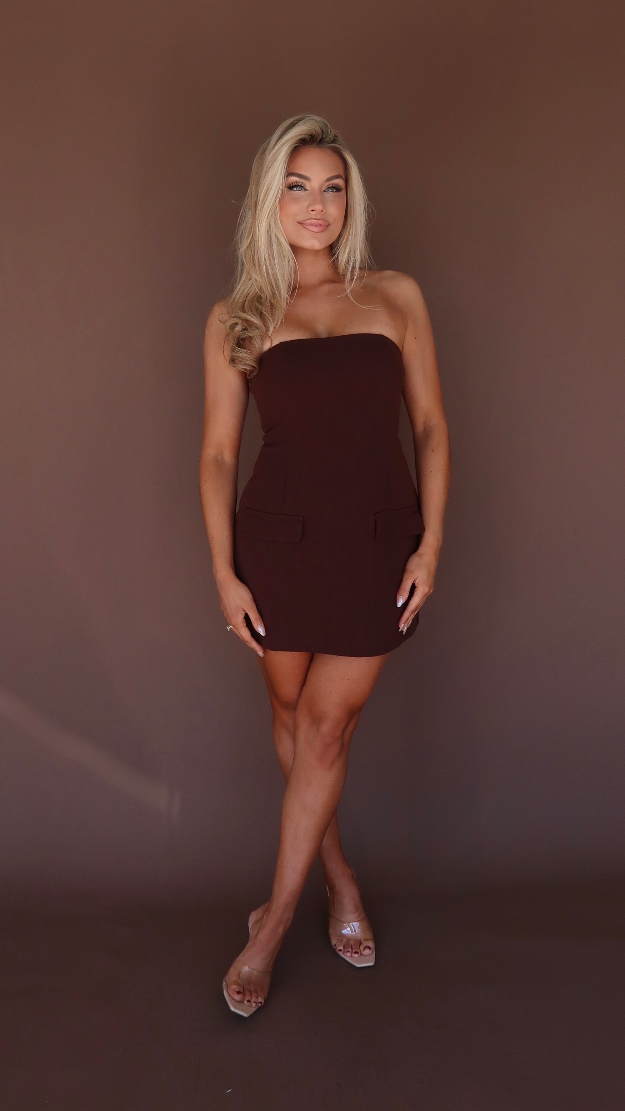 KAIA BROWN STRAPLESS MINI DRESS