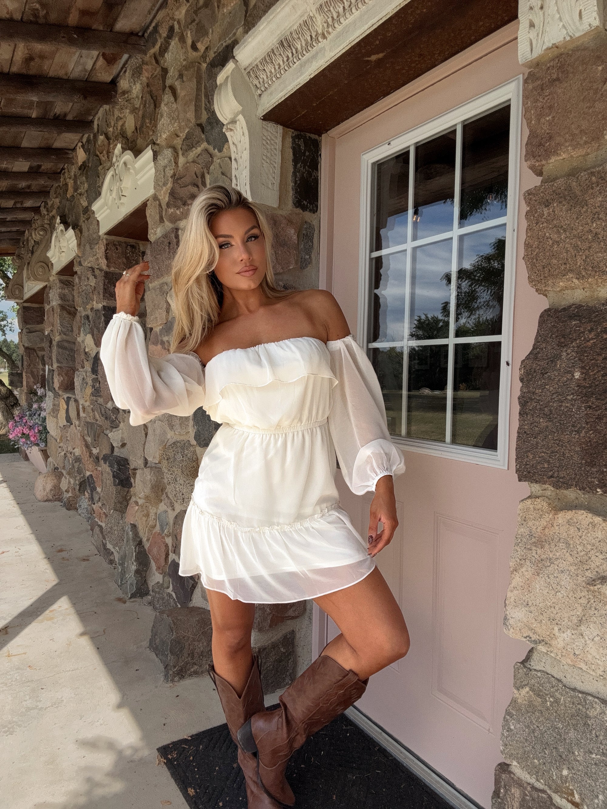 LORAINE OFF THE SHOULDER DRESS CREAM