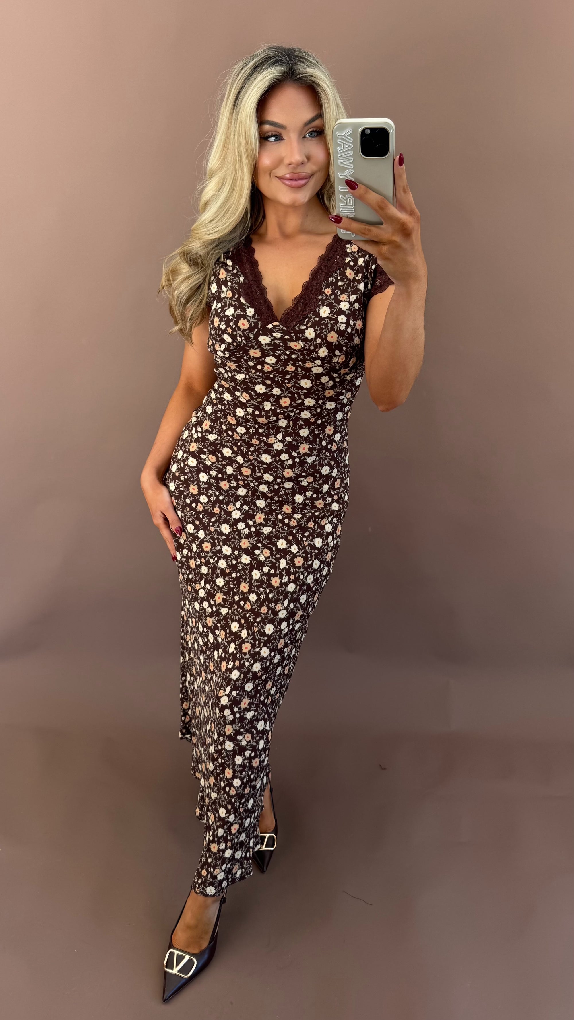 MAPLE BLOOM FLORAL MAXI DRESS