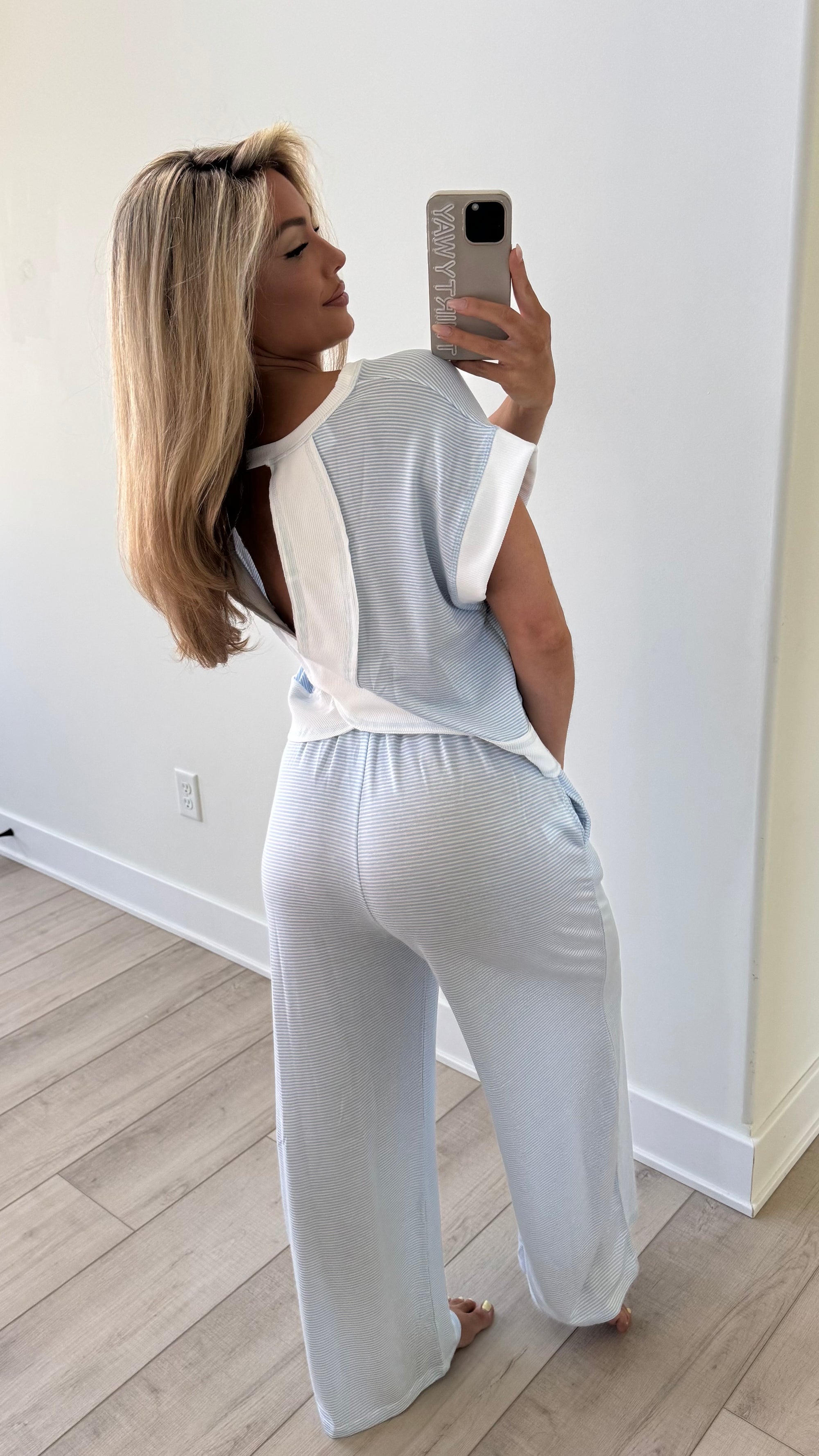 COASTAL BLISS OPEN BACK TOP