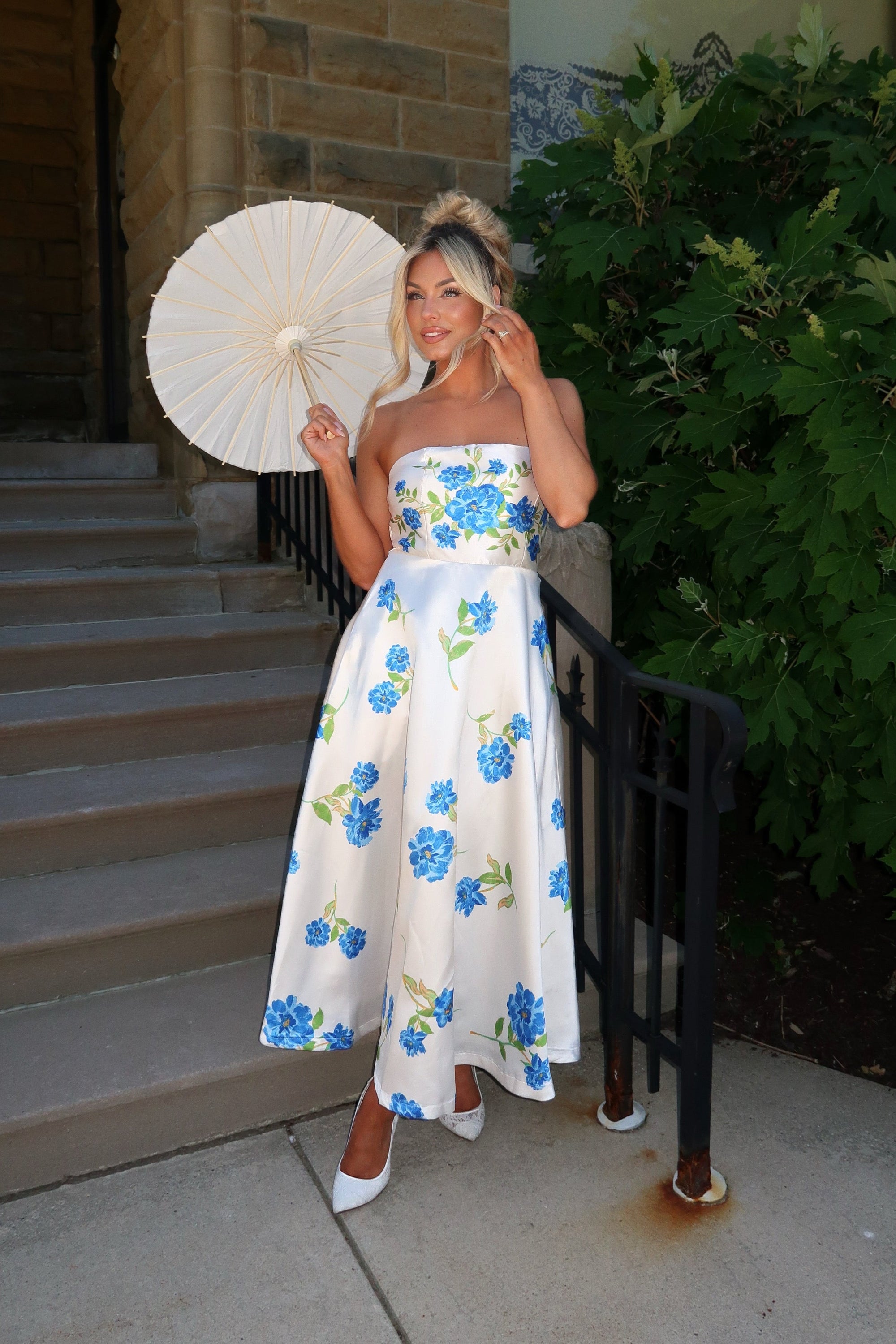 BRIDAL TEA BLUE FLORAL MAXI DRESS